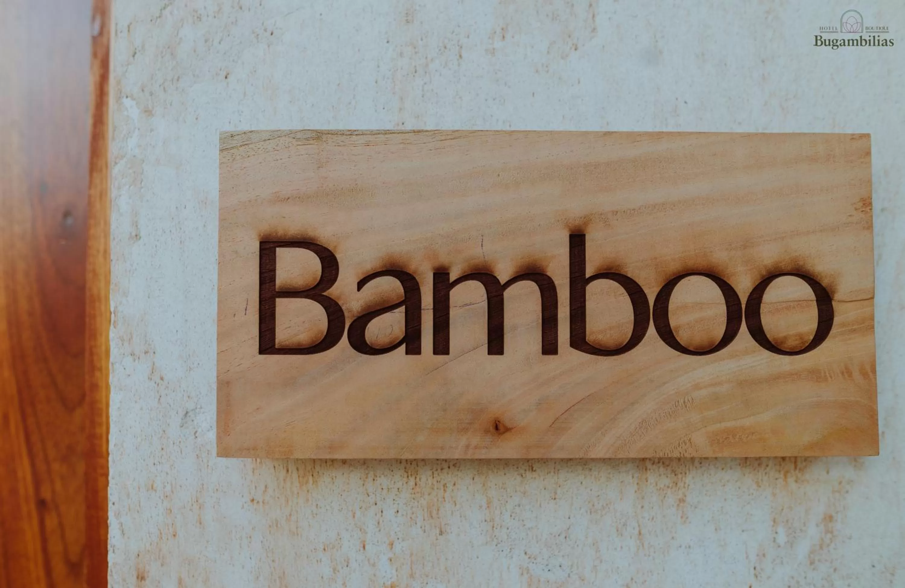 Logo/Certificate/Sign in Hotel Boutique Bugambilias