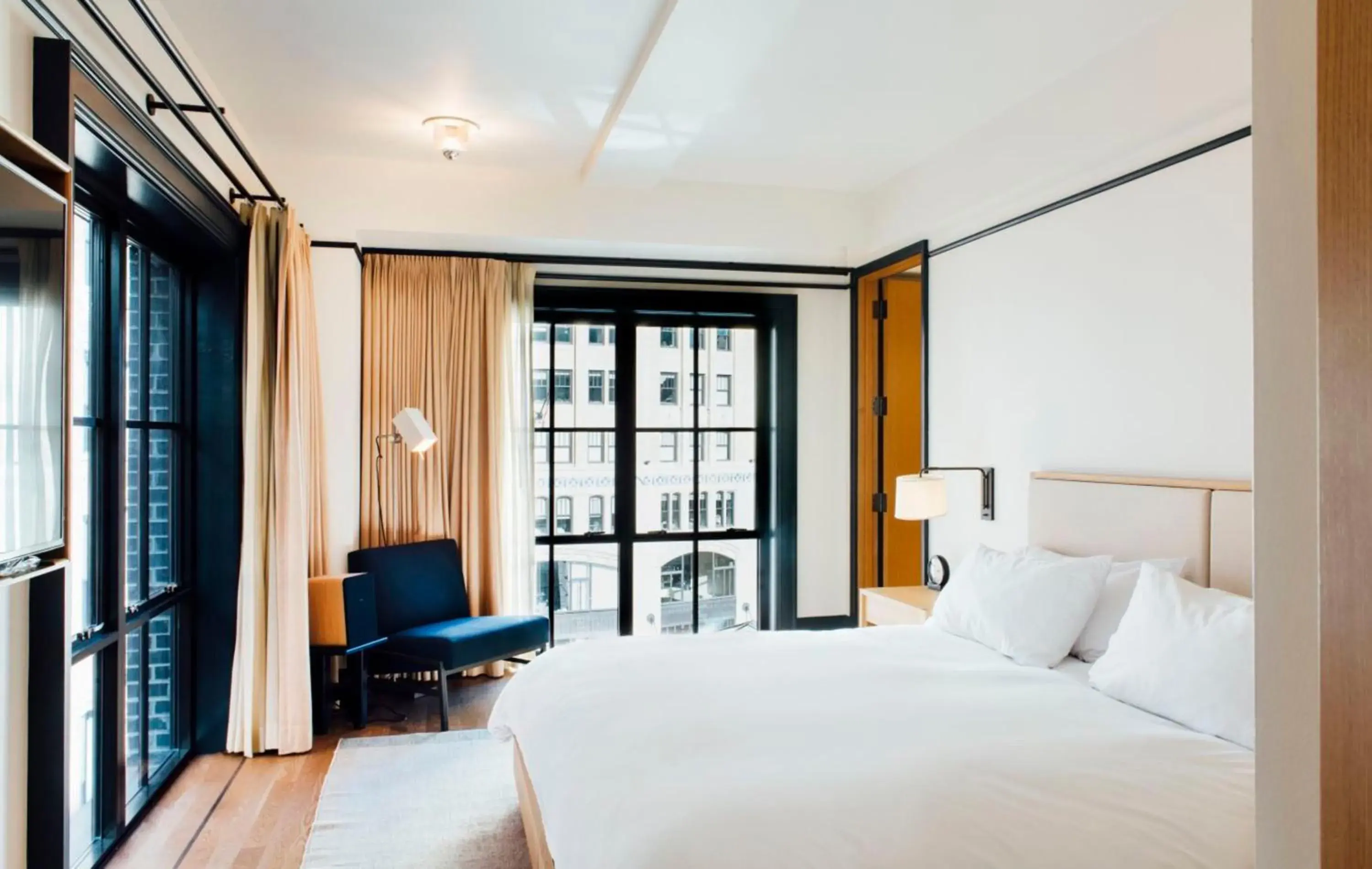 Bed in Shinola Hotel