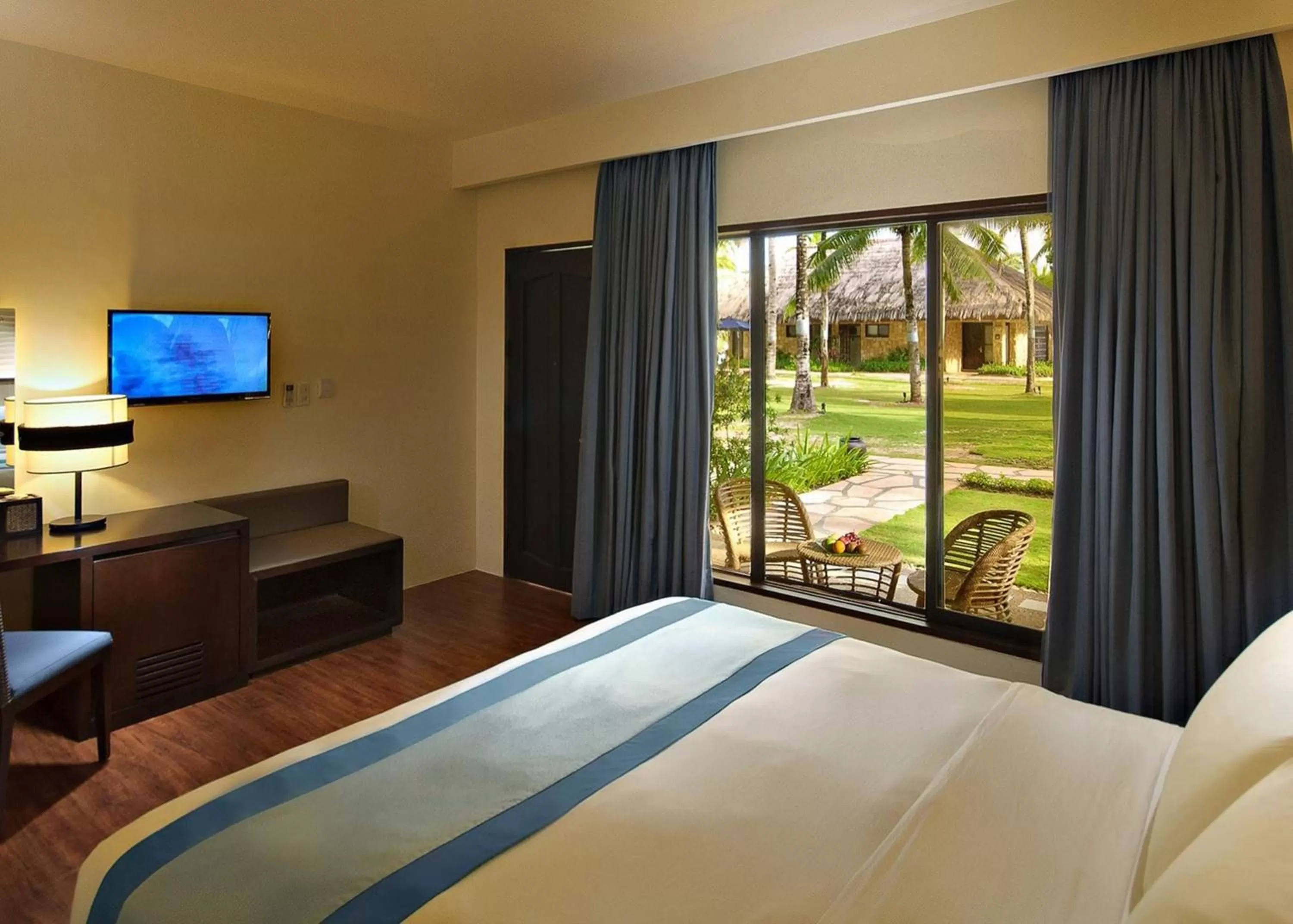 Bed in Oceanica Resort Panglao, Bohol