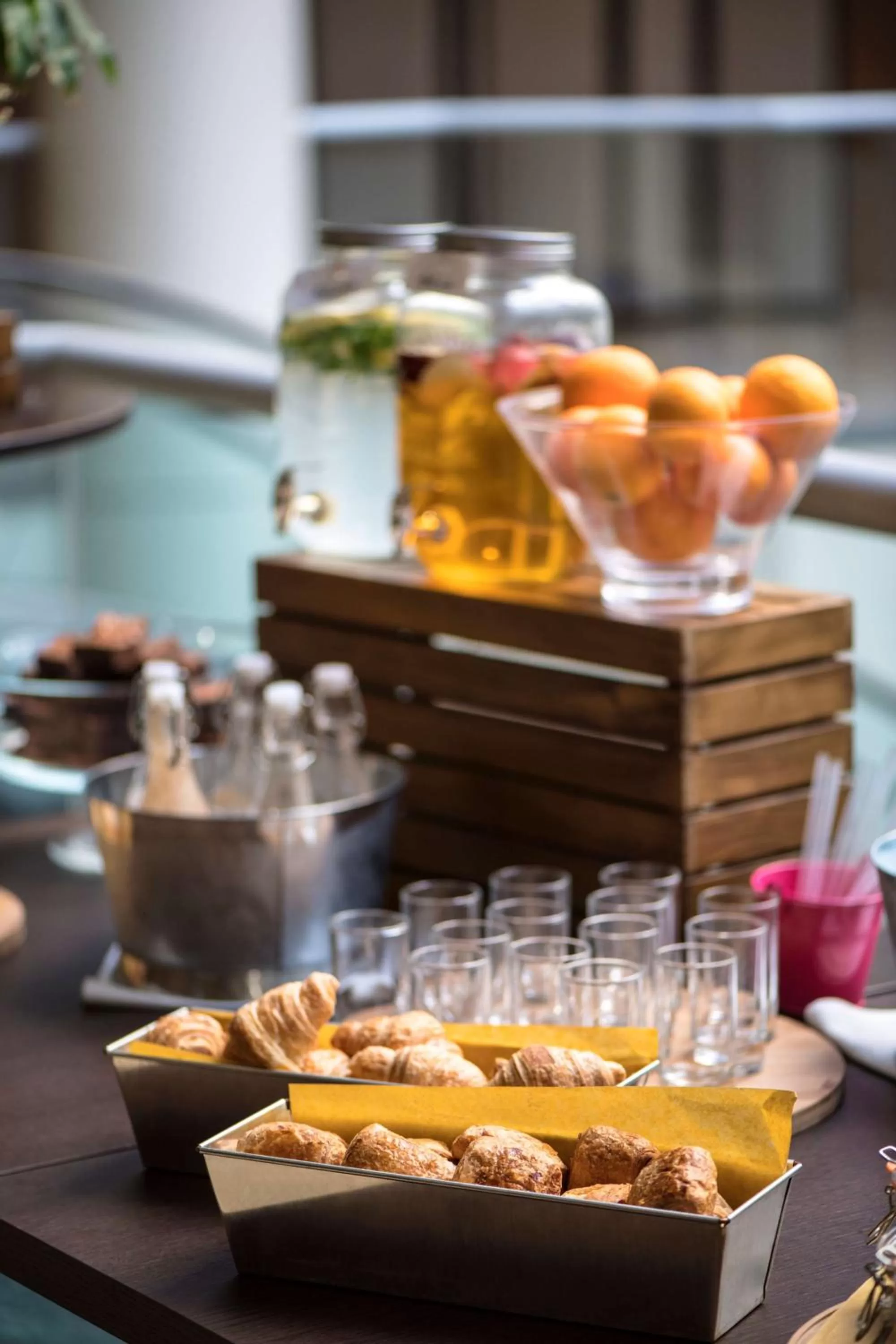 Restaurant/places to eat in Radisson Blu Hotel, Beirut Verdun