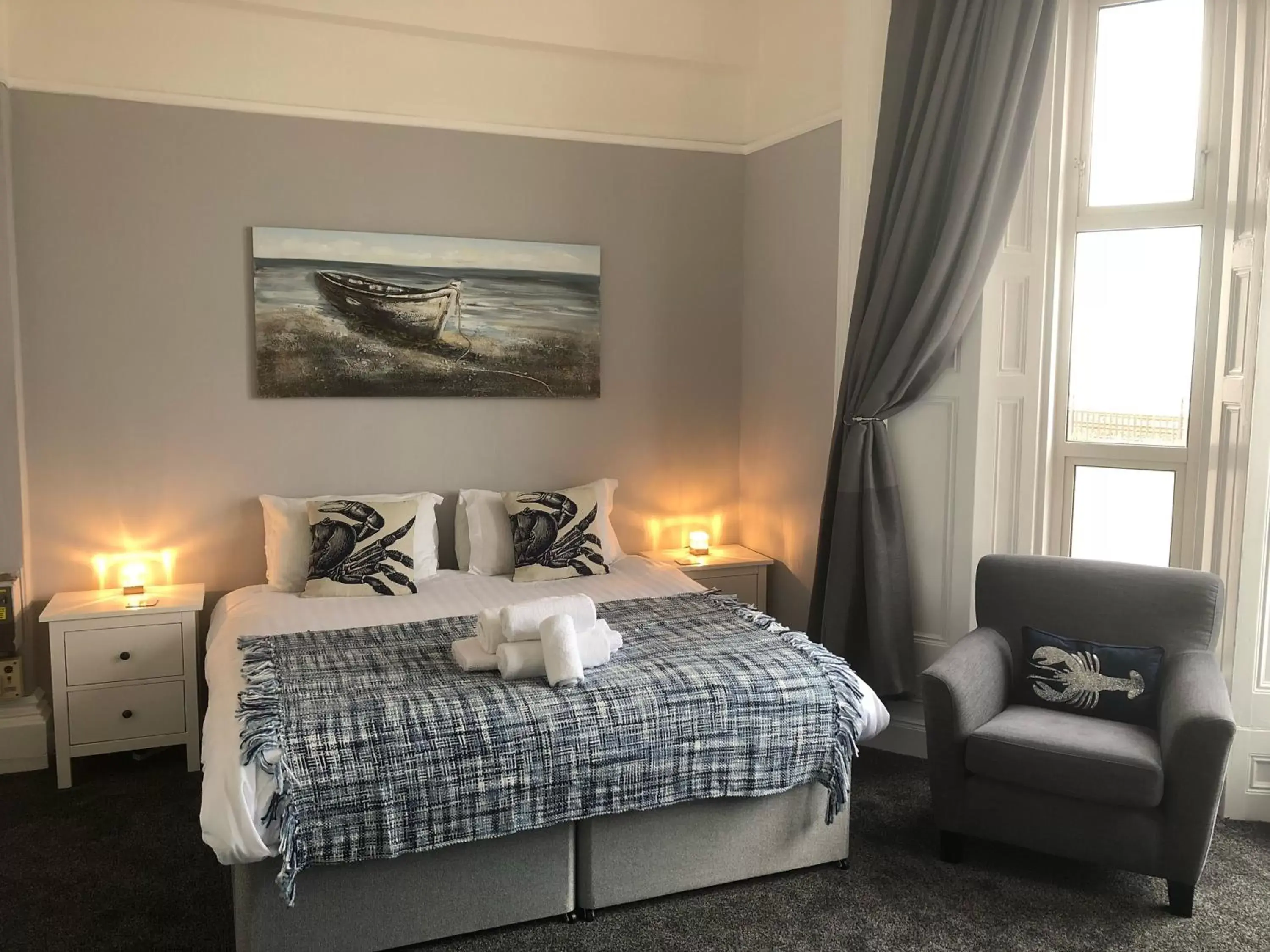 Double Room with Sea View in The Blenheim Double Room with Sea View in The Blenheim