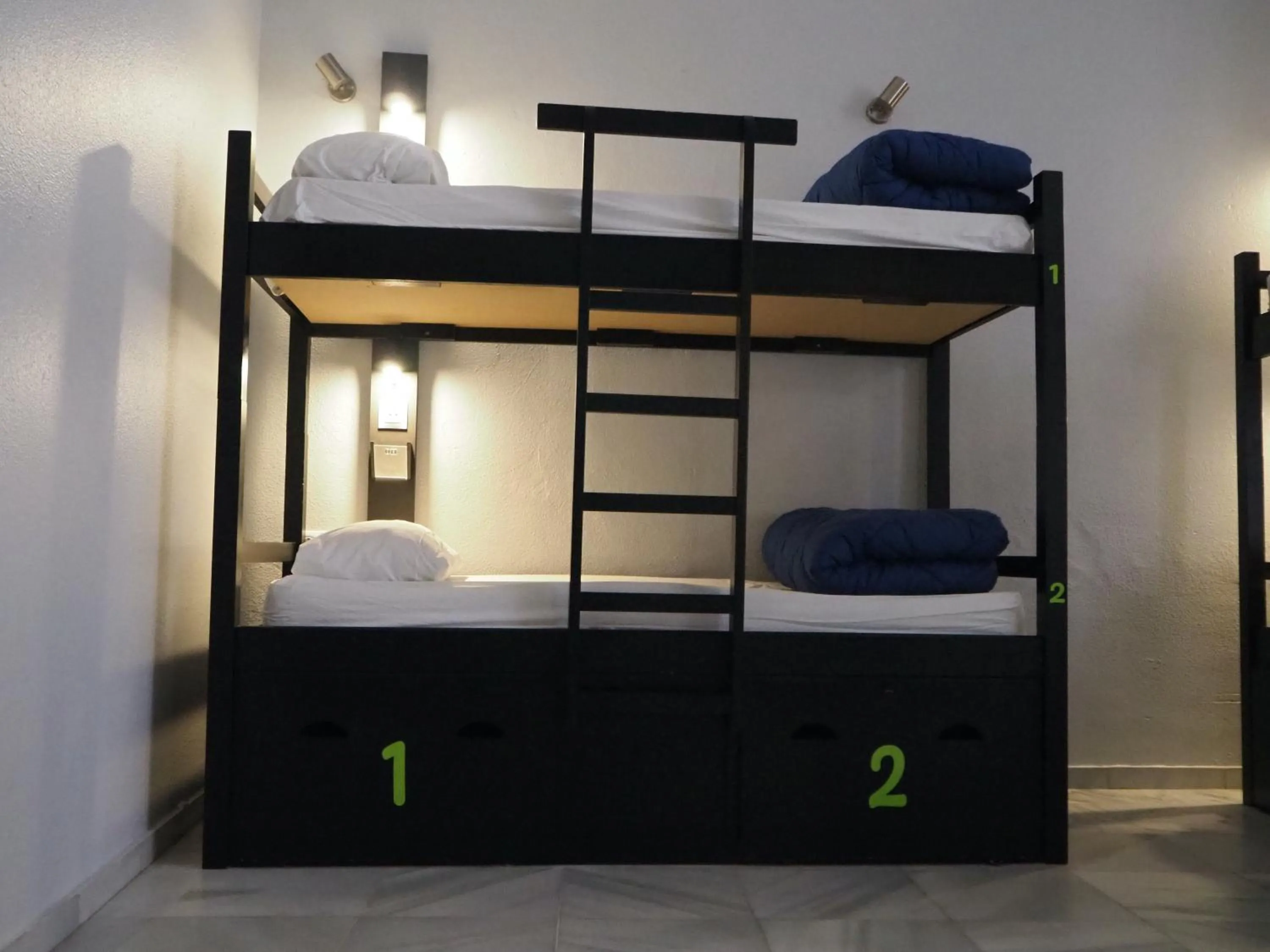 Bed in 10-Bed Mixed Dormitory Room in Oasis Backpackers' Hostel Palace Sevilla