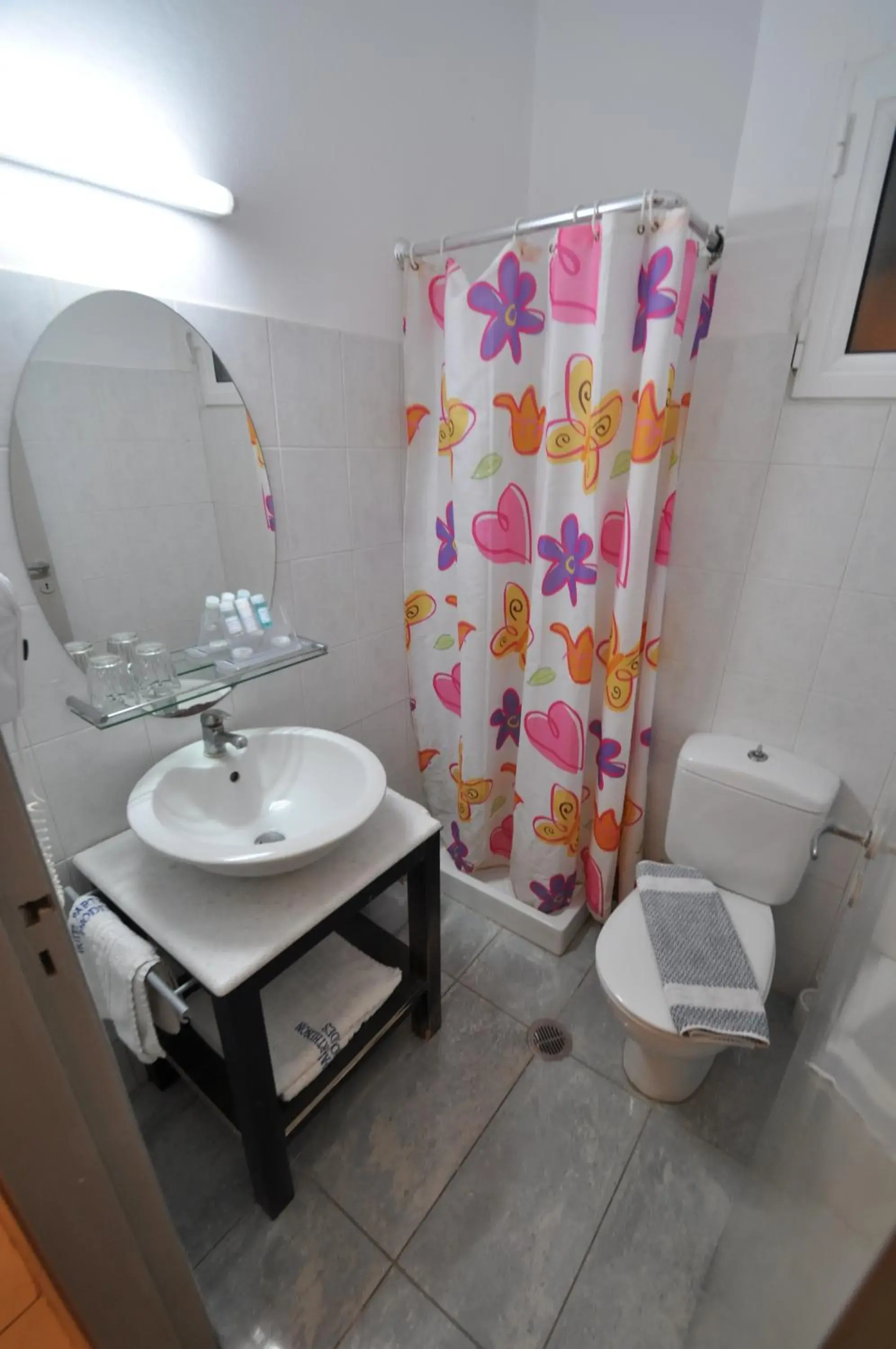 Toilet, Bathroom in Hotel Parthenon Rodos city