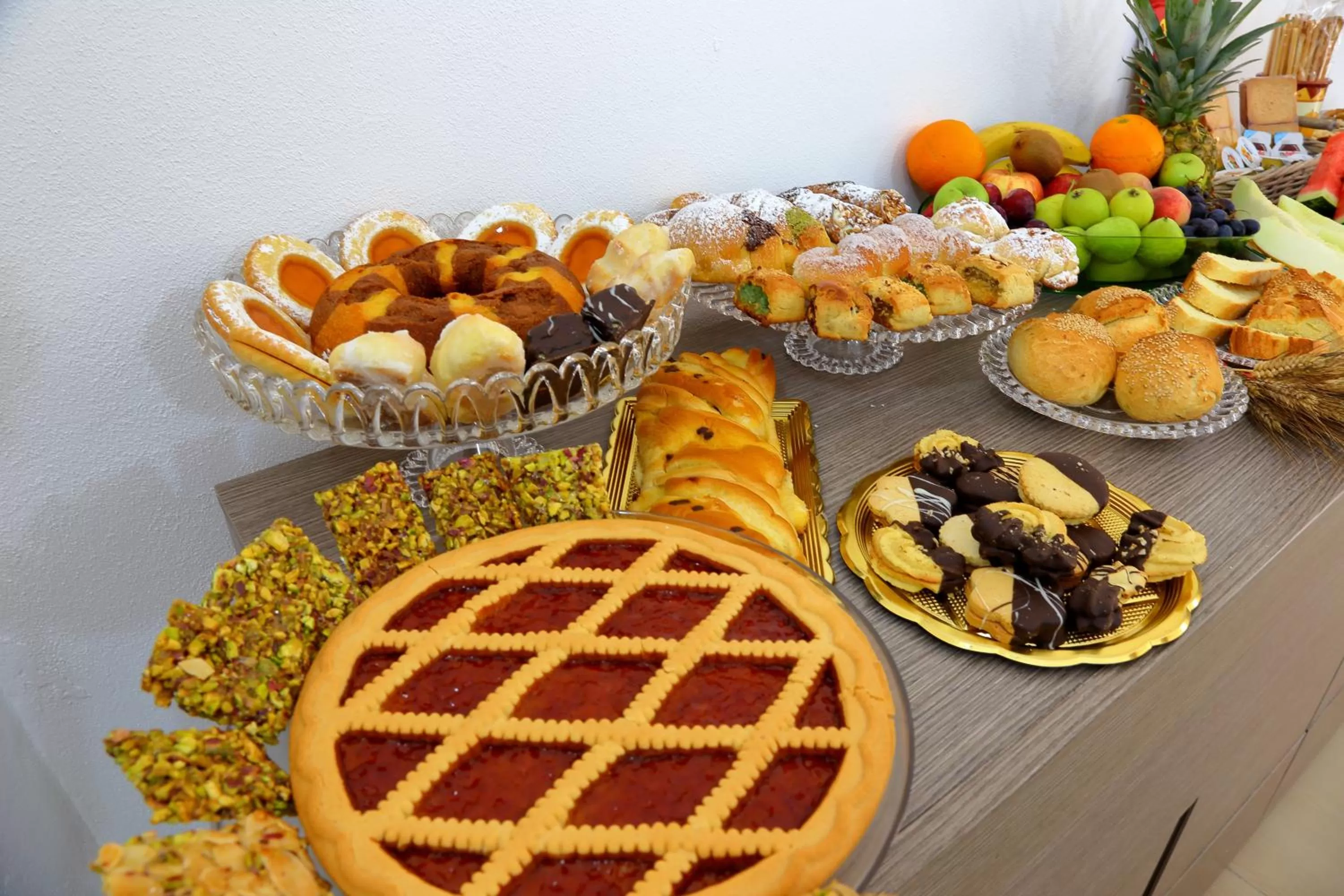 Food and drinks in B&B Il Melograno Antico con Terrazza e Giardino