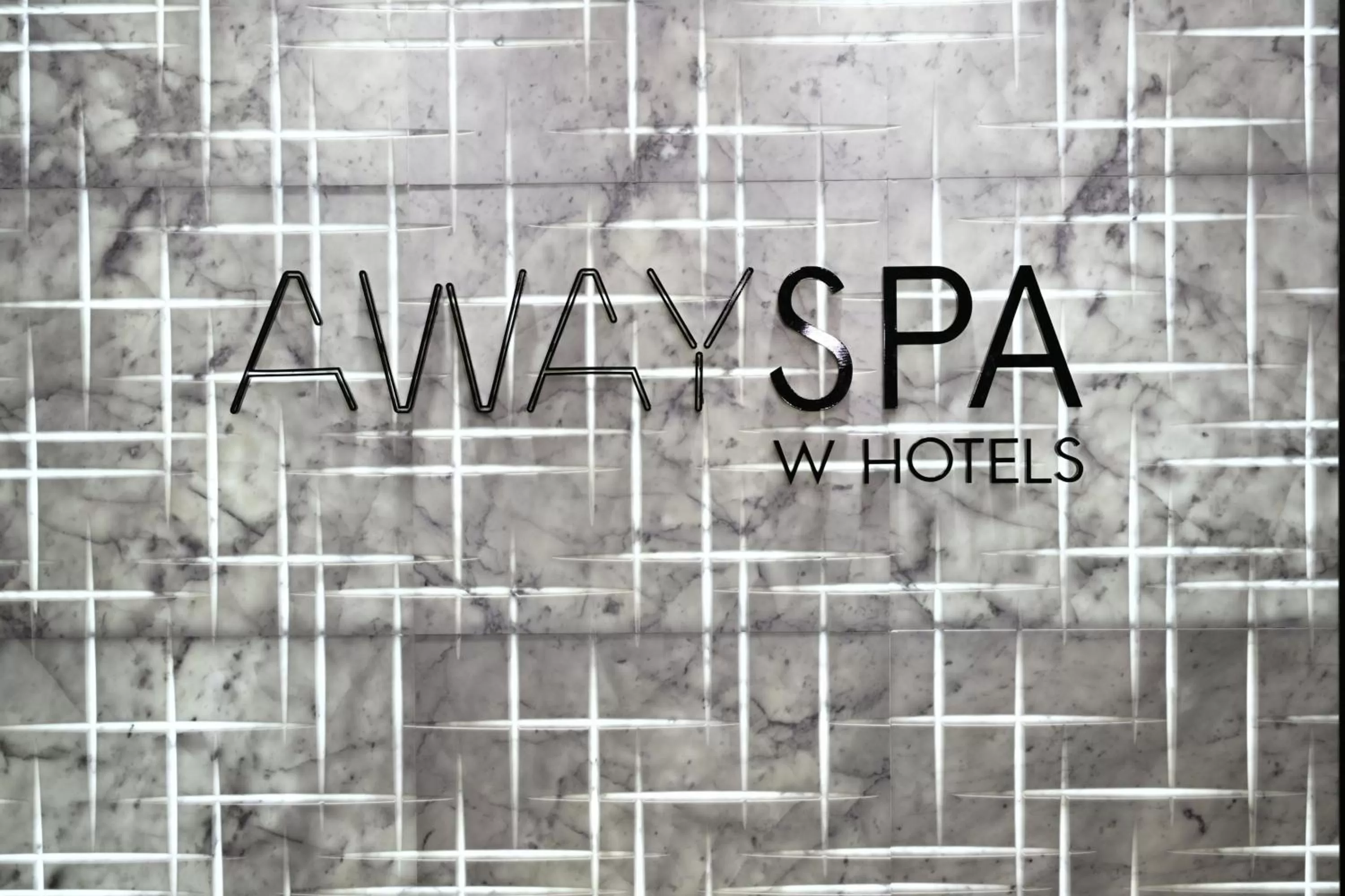 Spa and wellness centre/facilities in W Dallas