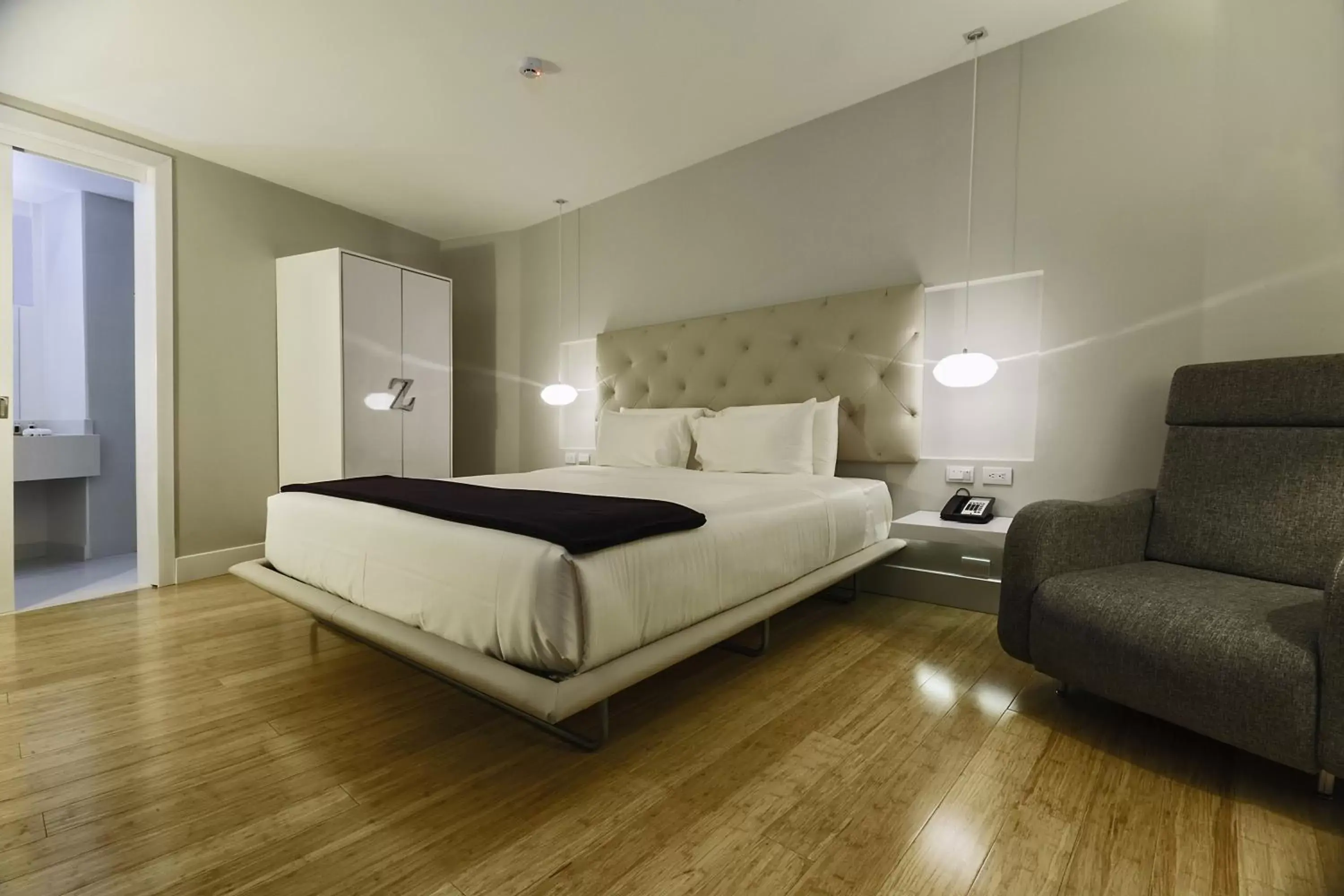 Bedroom, Bed in TRYP by Wyndham Cuenca Zahir