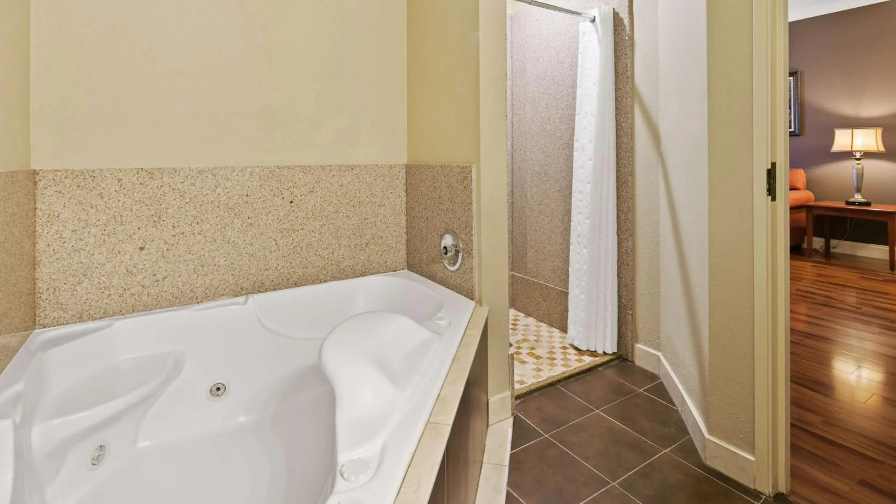 Photo of the whole room, Bathroom in Best Western Plus Georgetown Inn & Suites