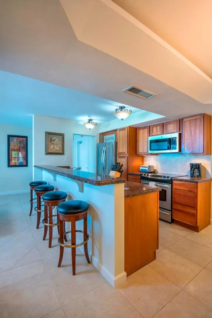 Kitchen or kitchenette in Hawks Cay Resort