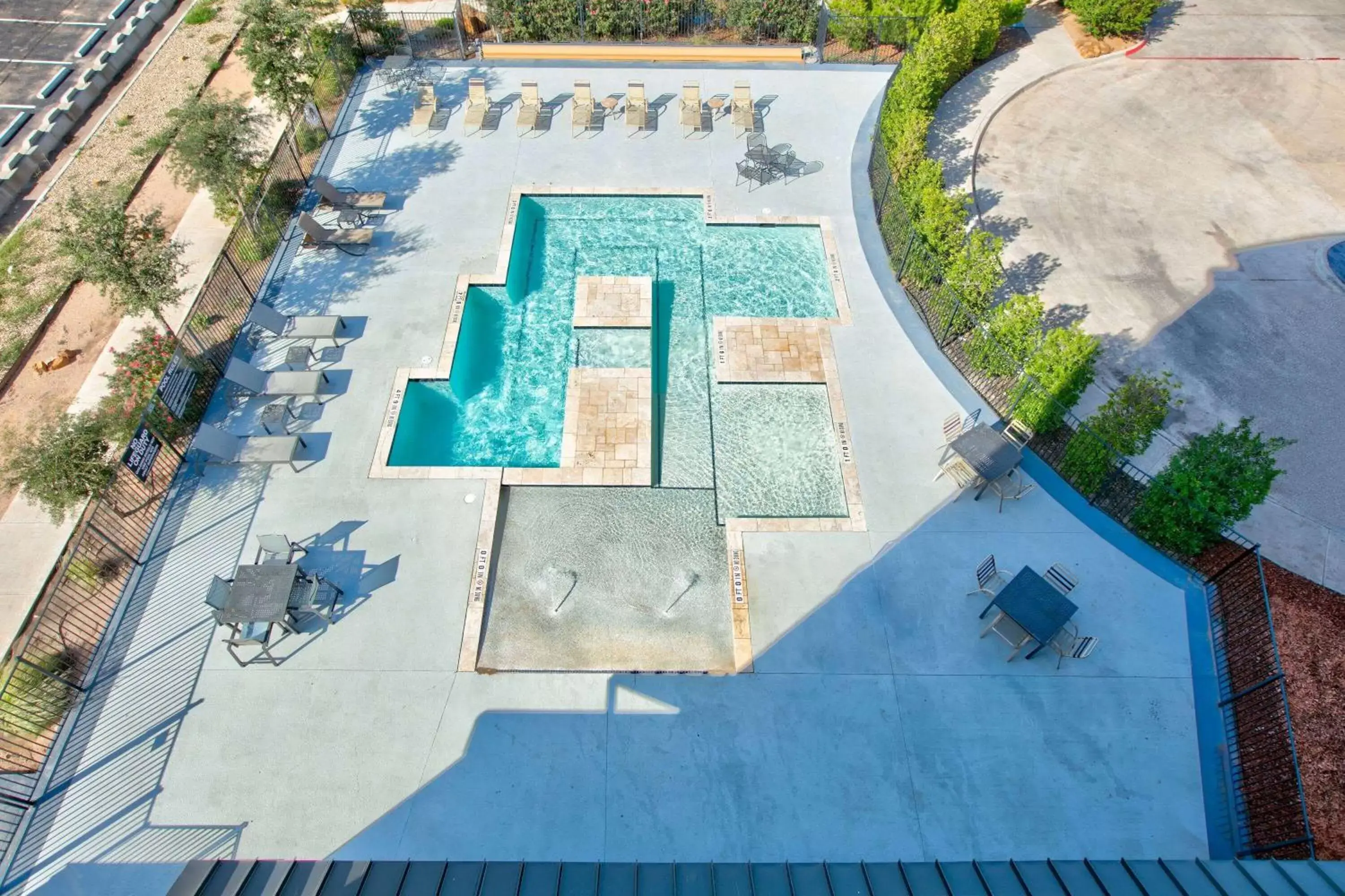 Pool View in La Quinta Inn & Suites by Wyndham Lubbock Southwest