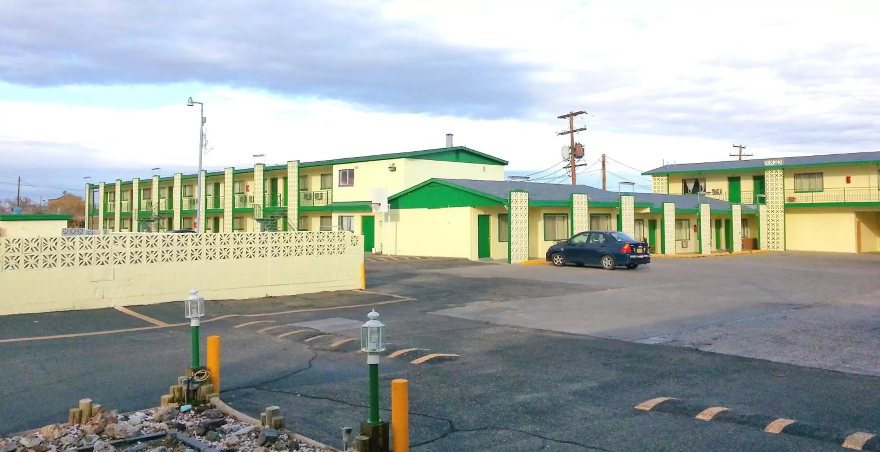 Facade/entrance, Property Building in Economy Inn