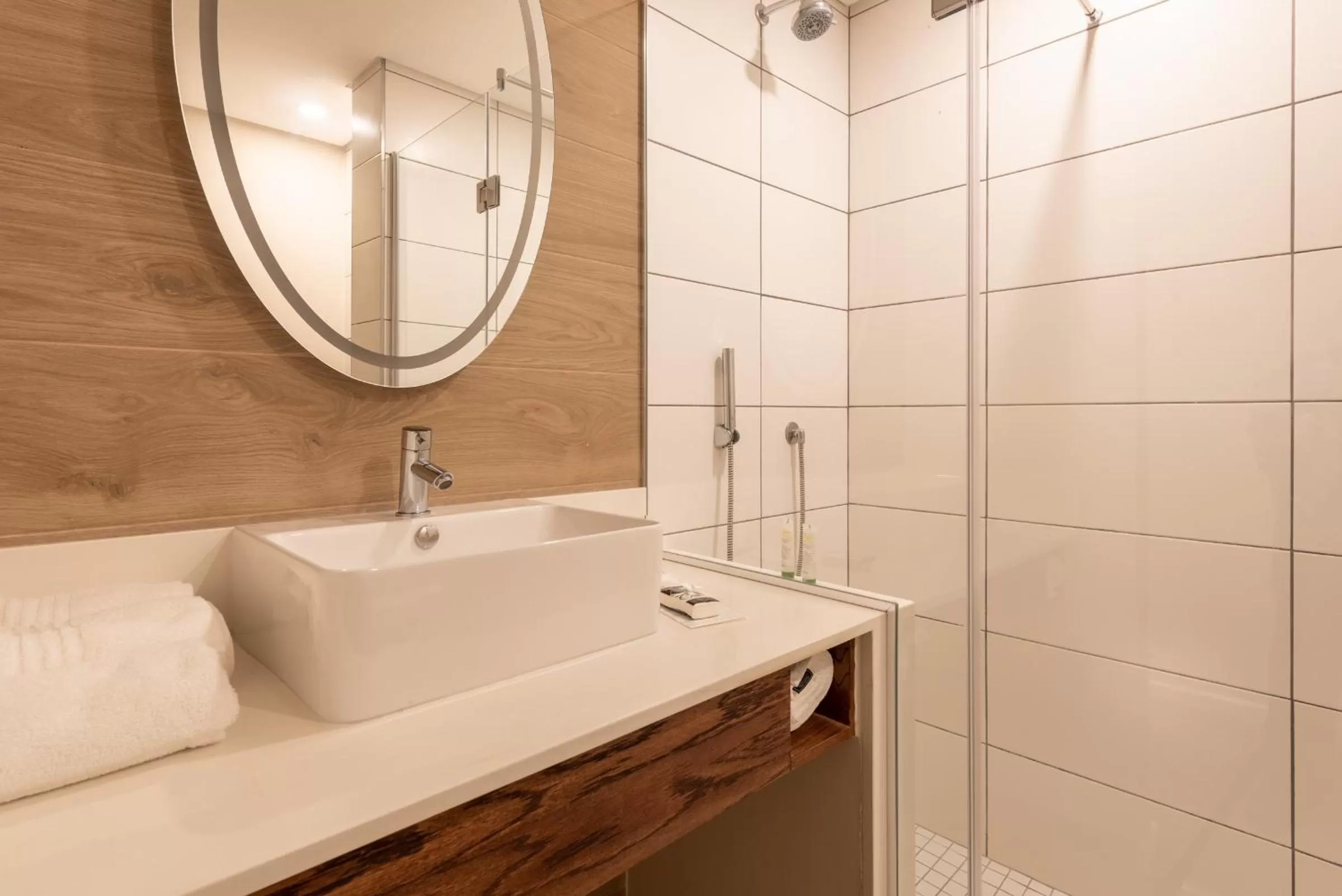 Bathroom in Premier Resort The Moorings, Knysna