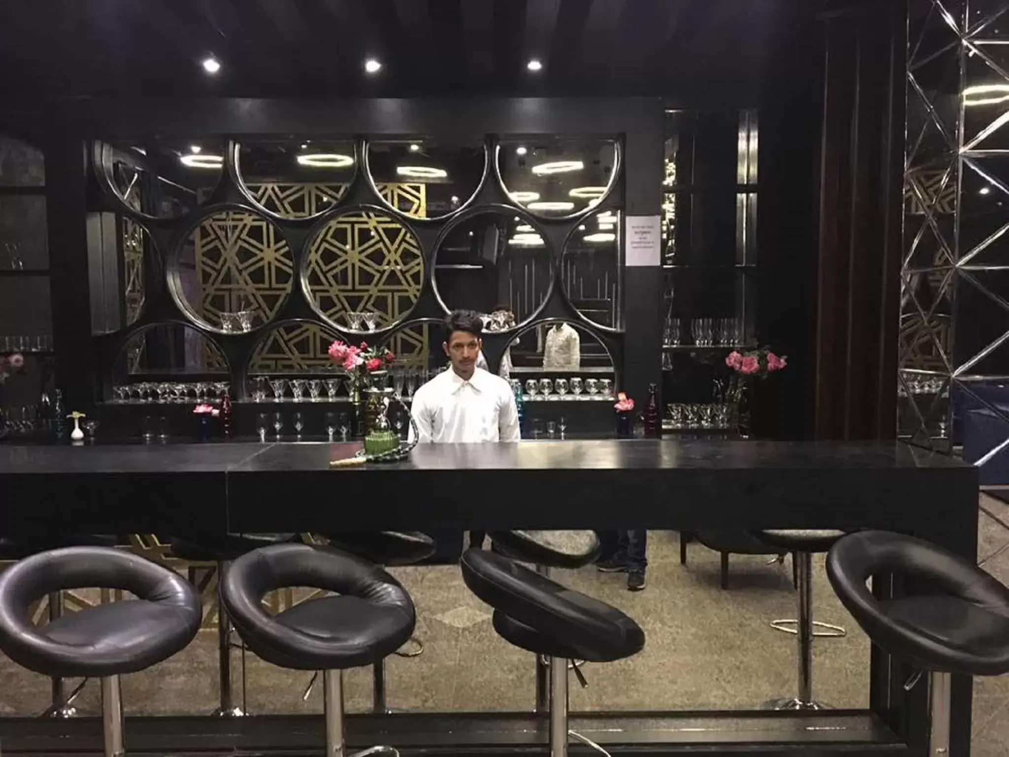 Lounge or bar in The Manali Inn