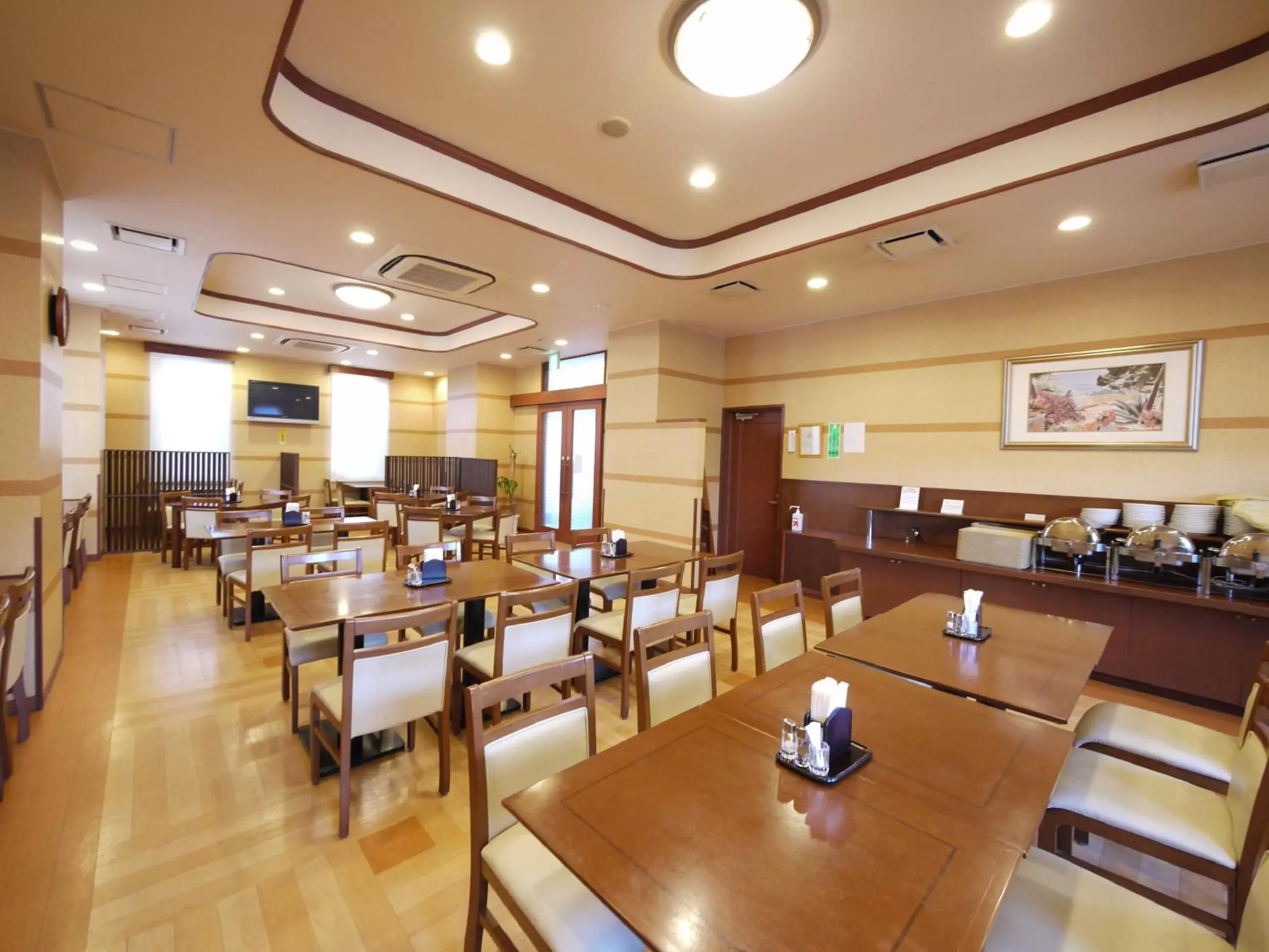 Restaurant/places to eat in Hotel Route-Inn Kikugawa Inter Restaurant/places to eat in Hotel Route-Inn Kikugawa Inter