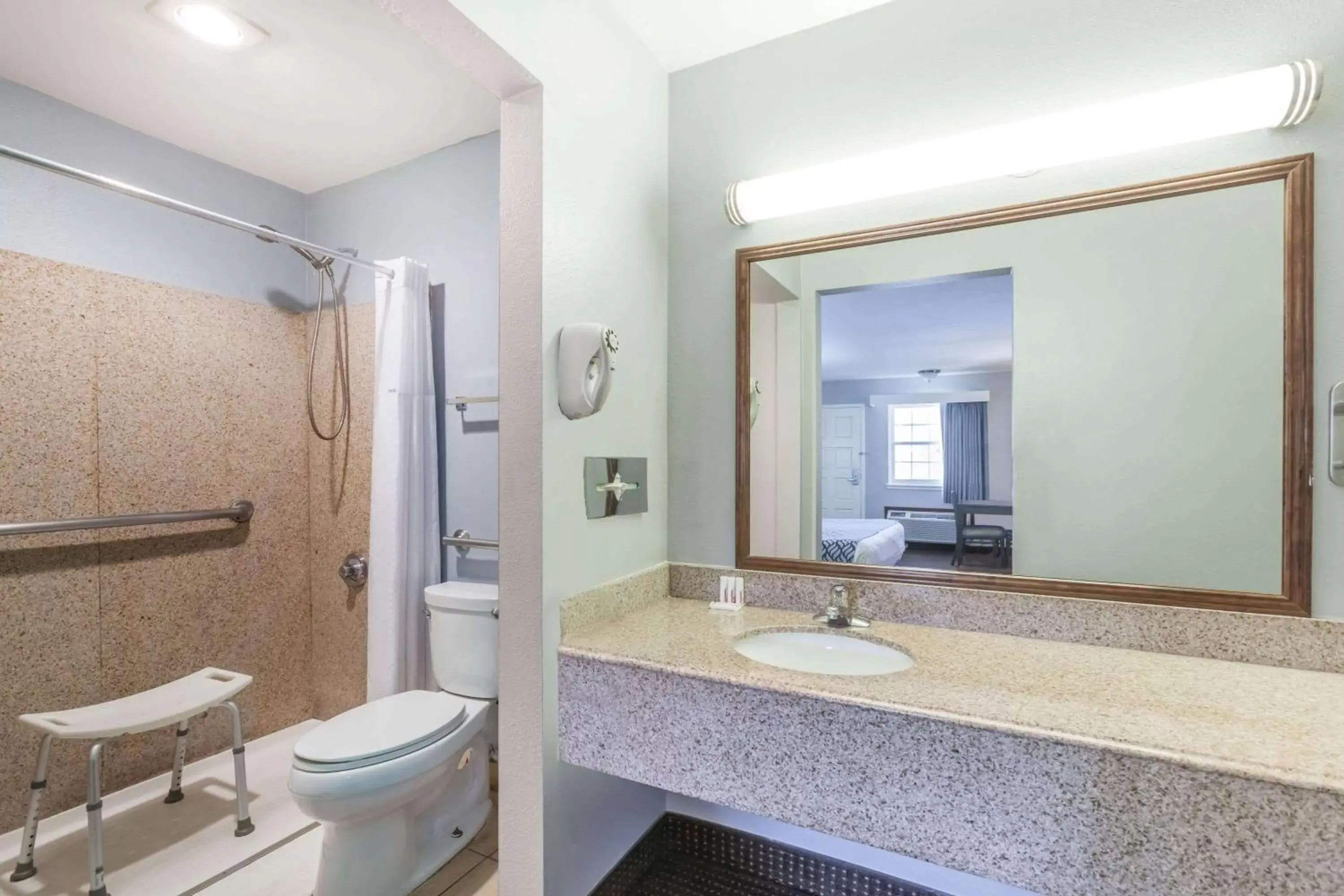 Shower, Bathroom in Days Inn by Wyndham Austin/University/Downtown