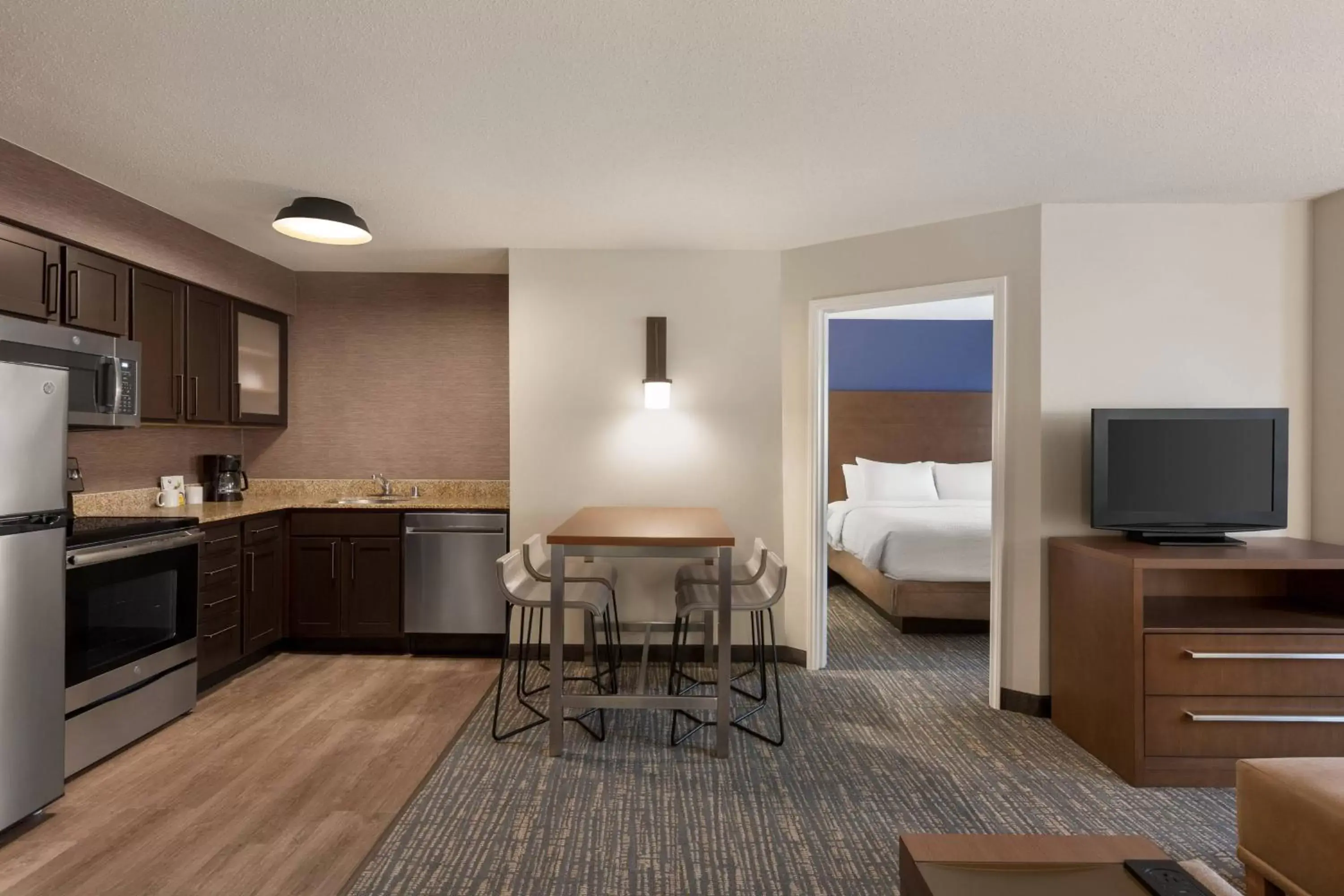 Kitchen or kitchenette, Kitchen/Kitchenette in Residence Inn by Marriott Chicago / Bloomingdale