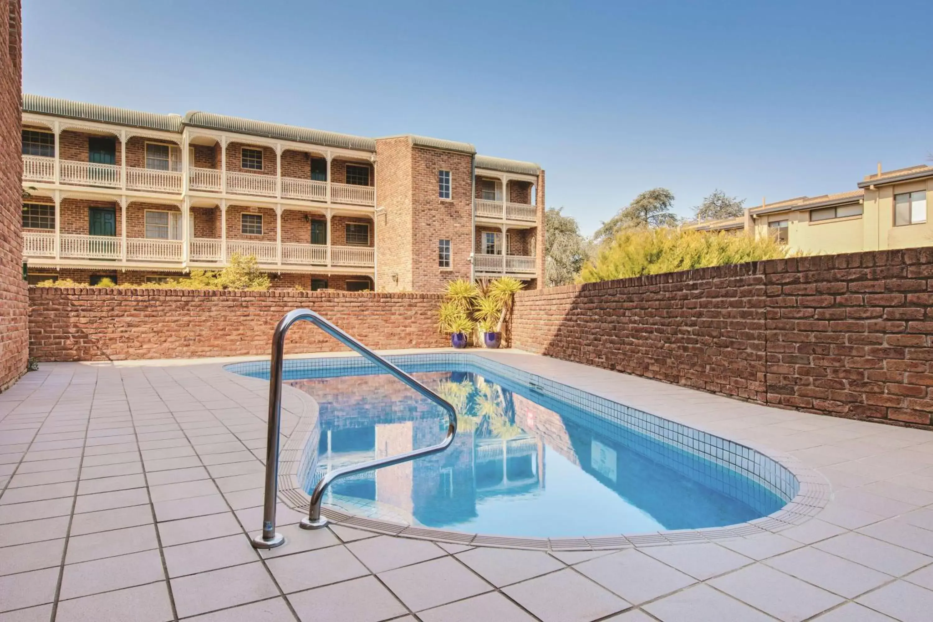 Pool view, Swimming Pool in Adina Serviced Apartments Canberra Kingston