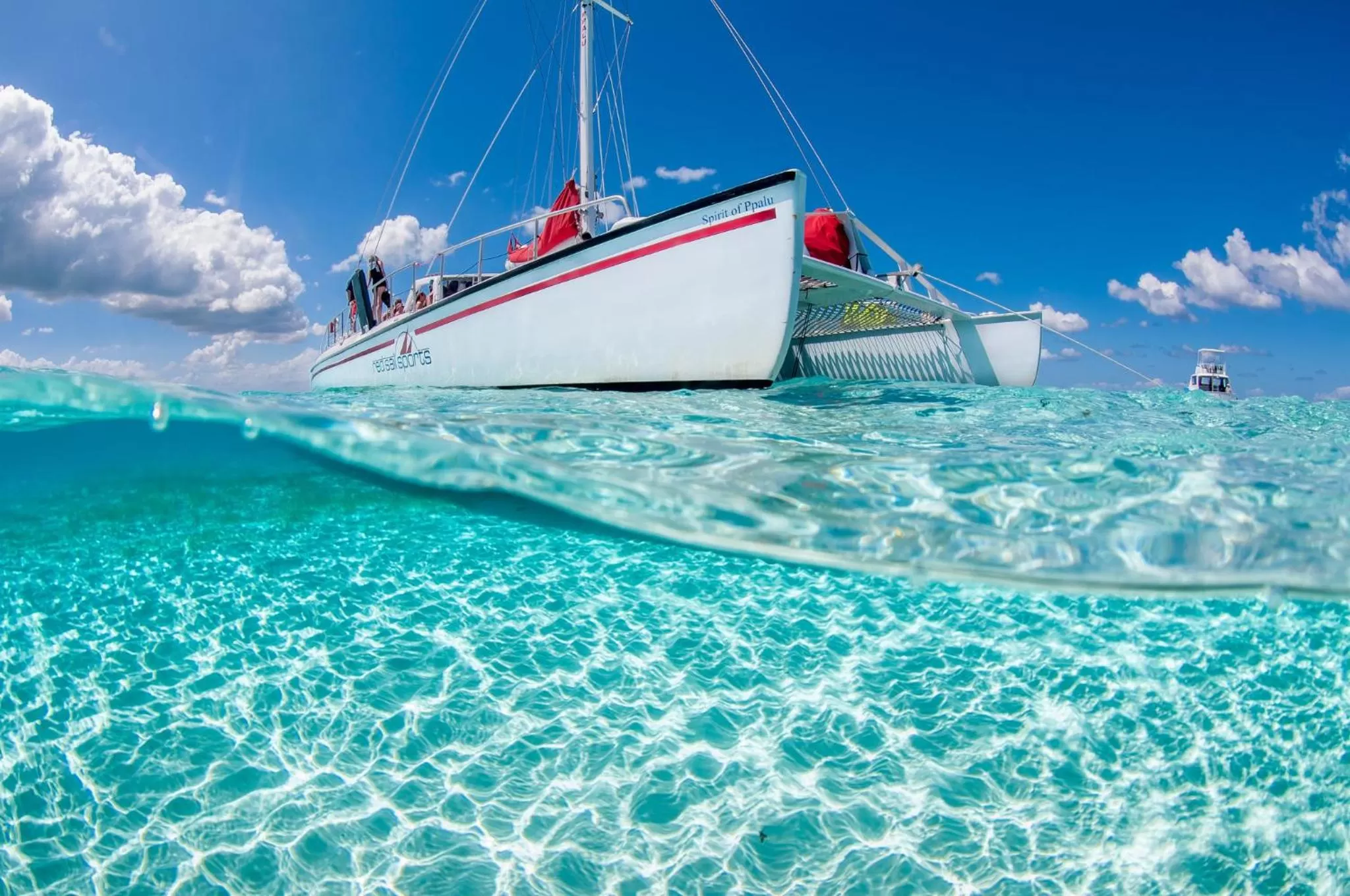 Area and facilities in Holiday Inn Resort Grand Cayman by IHG