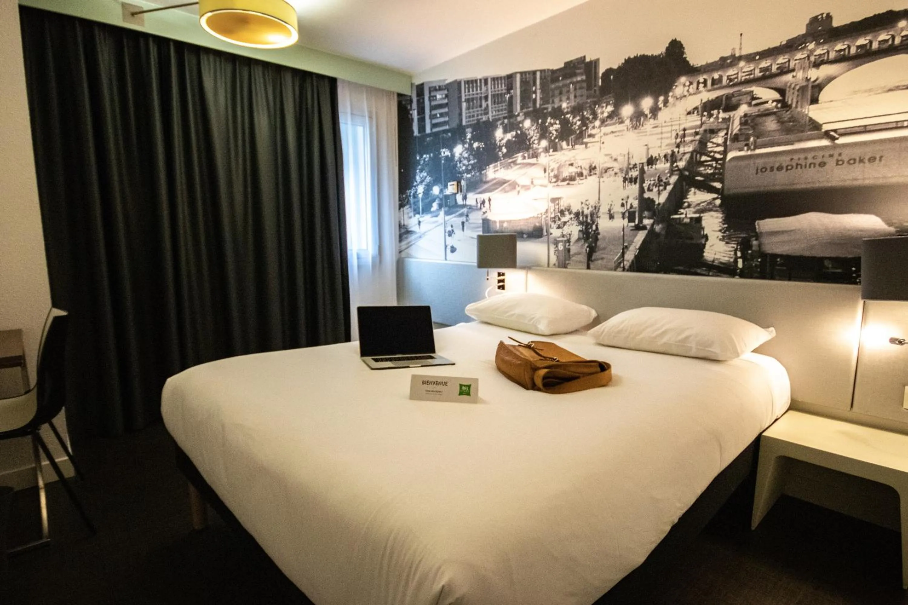 Bedroom, Bed in ibis Styles Paris Tolbiac Bibliotheque