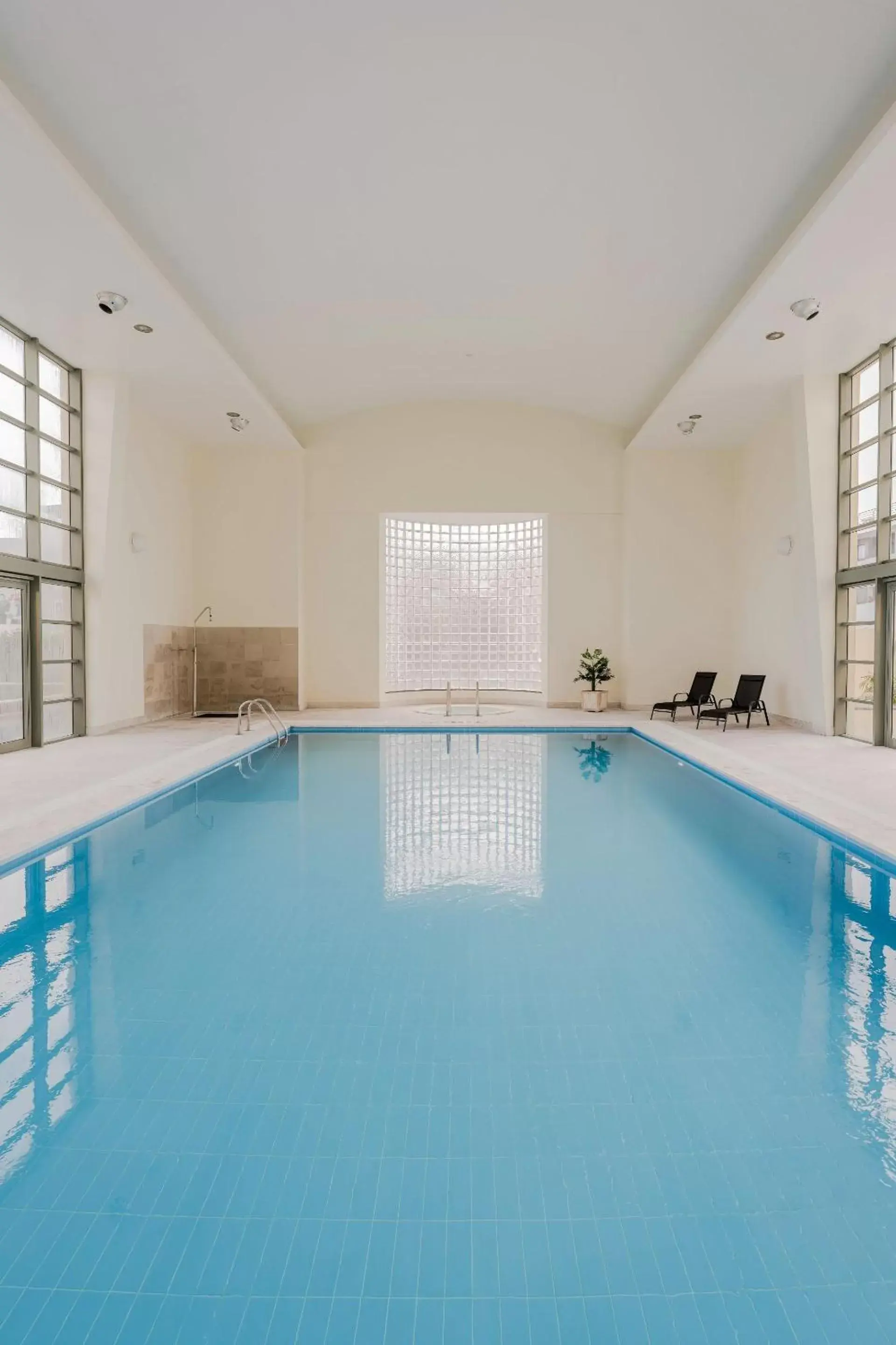 Hot Tub, Swimming Pool in Sao Miguel Park Hotel