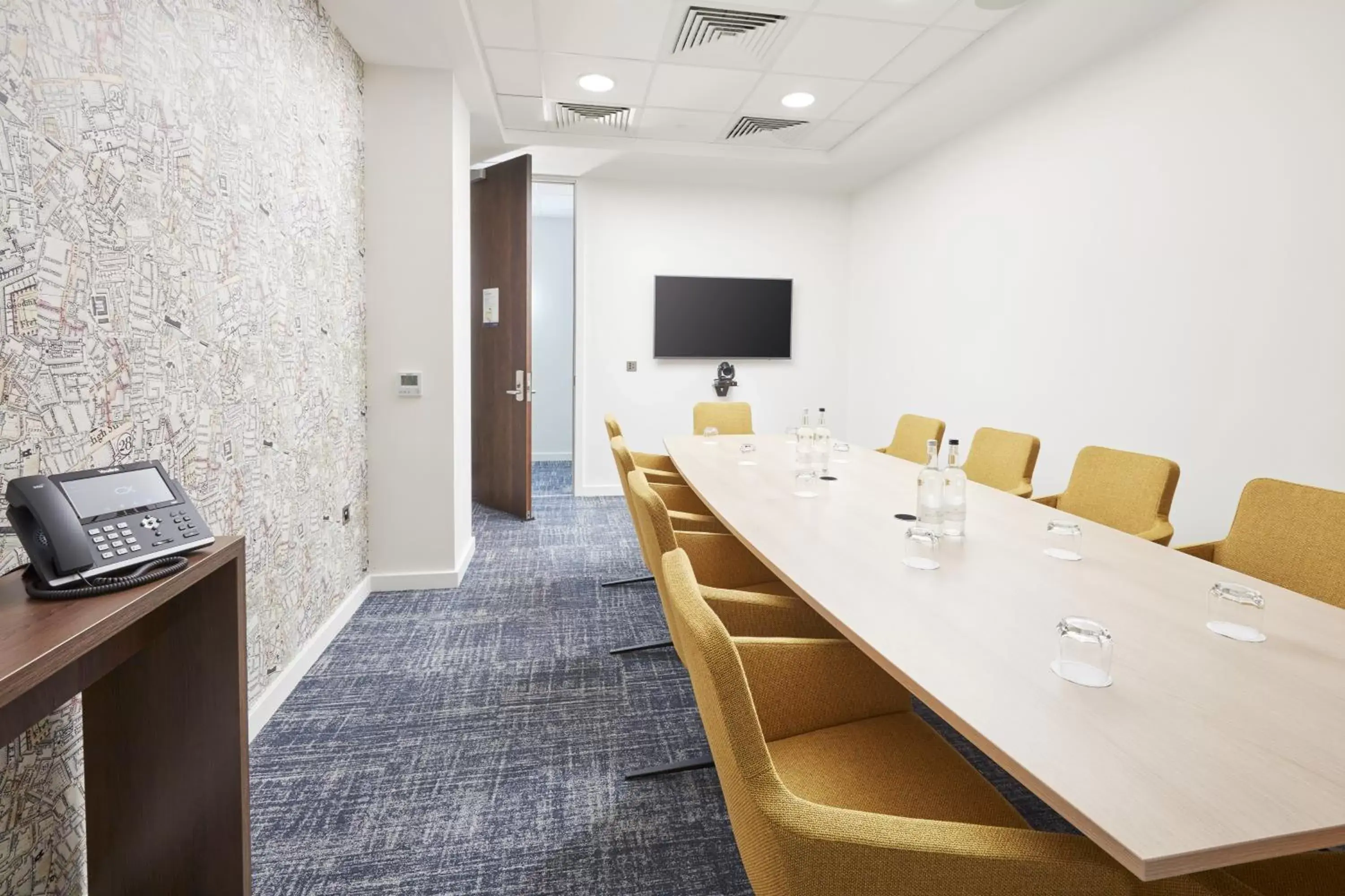 On site, Business Area/Conference Room in Marlin Waterloo