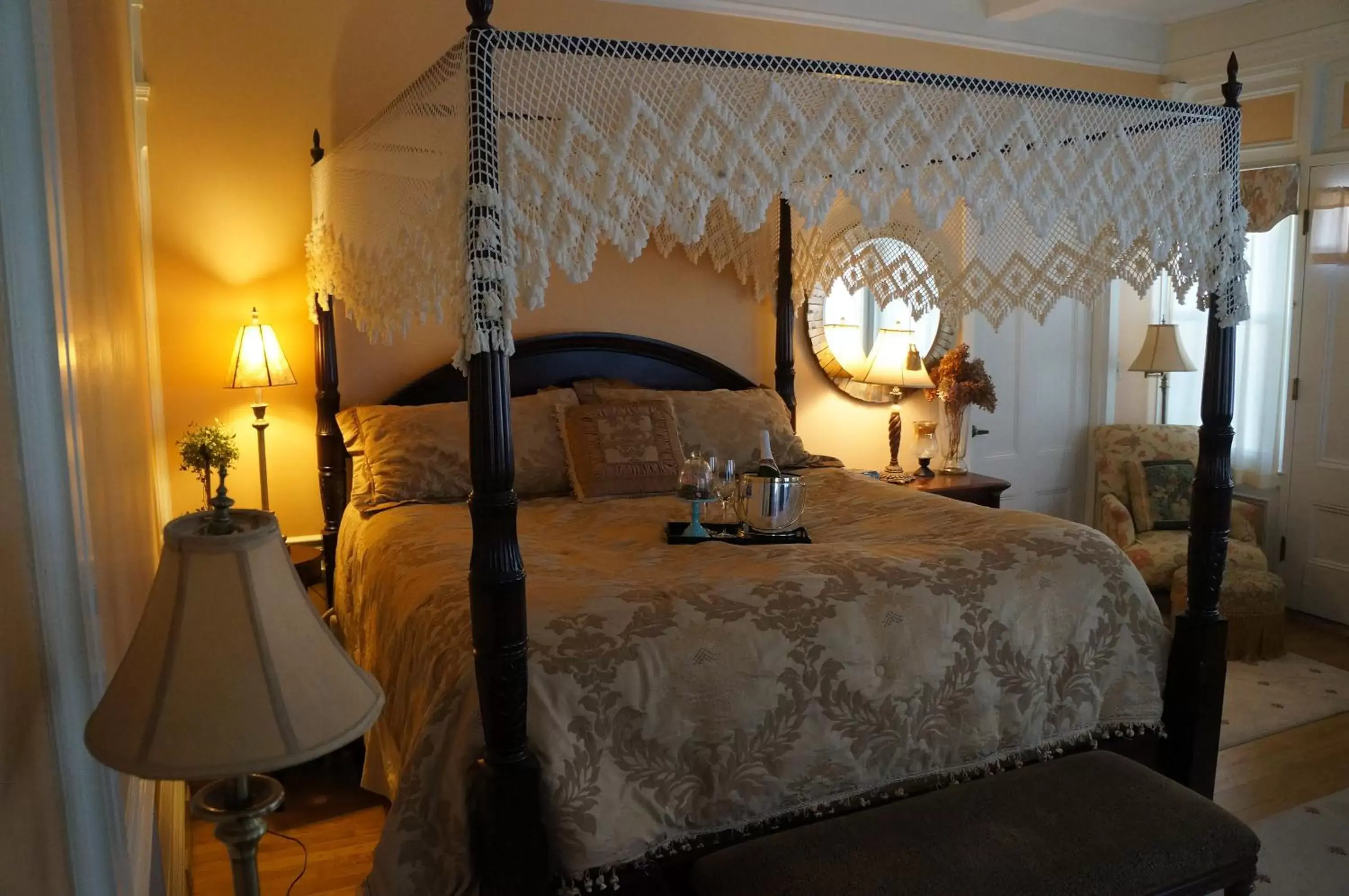 Double Room in Silver Fountain Inn Double Room in Silver Fountain Inn