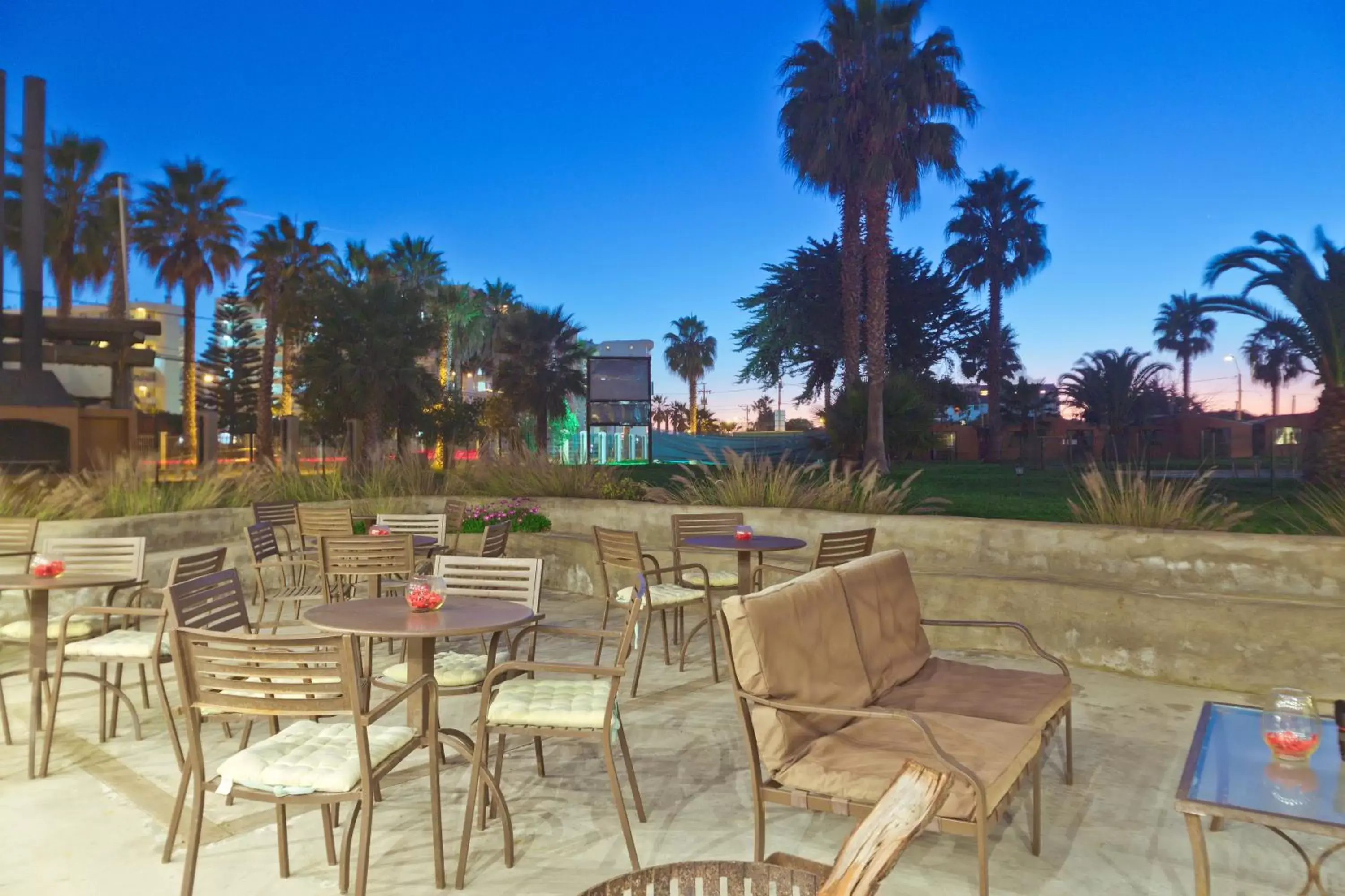 BBQ facilities in Hotel Palmas de La Serena