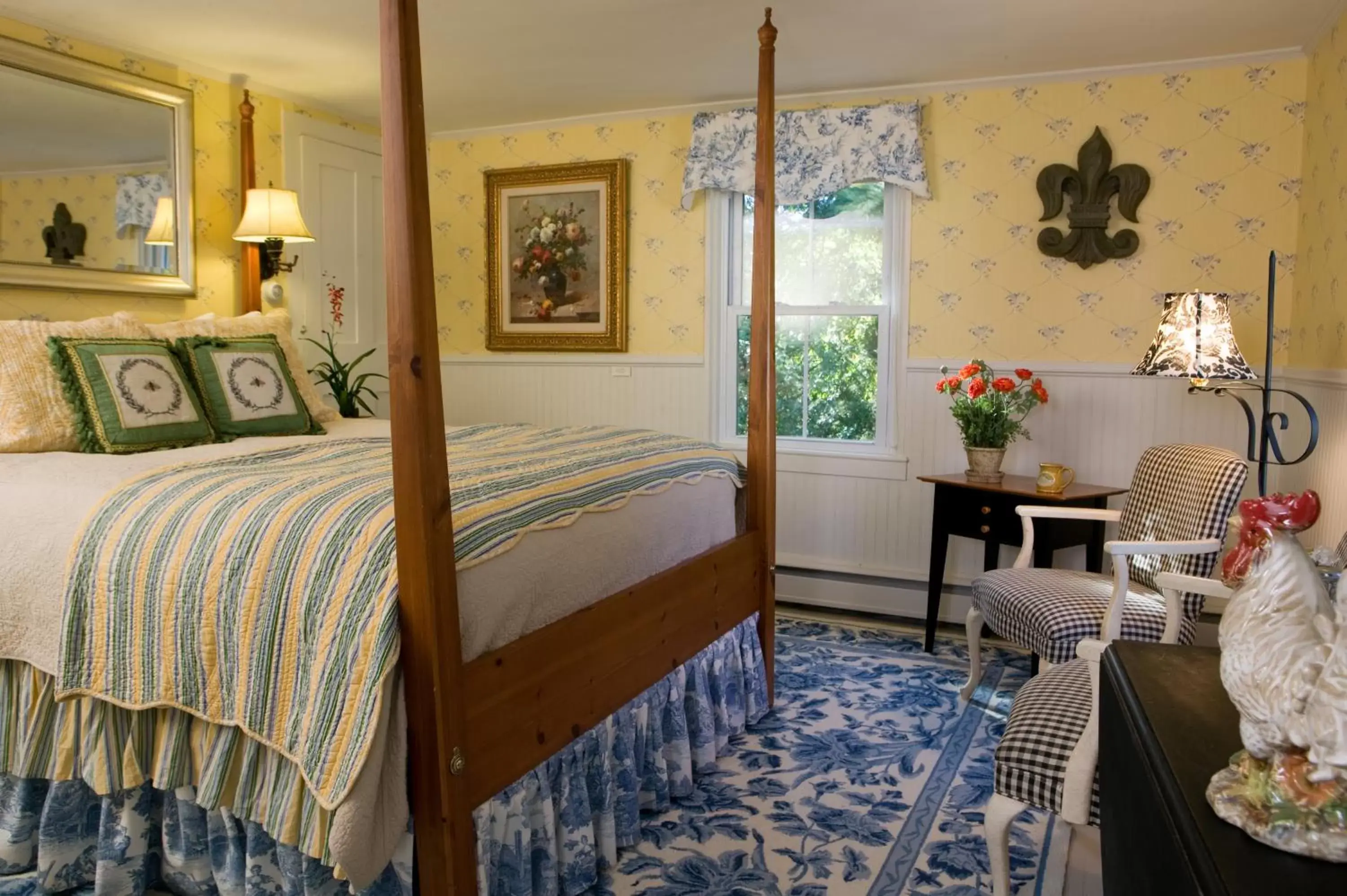 Photo of the whole room, Bed in Hartstone Inn & Hideaway