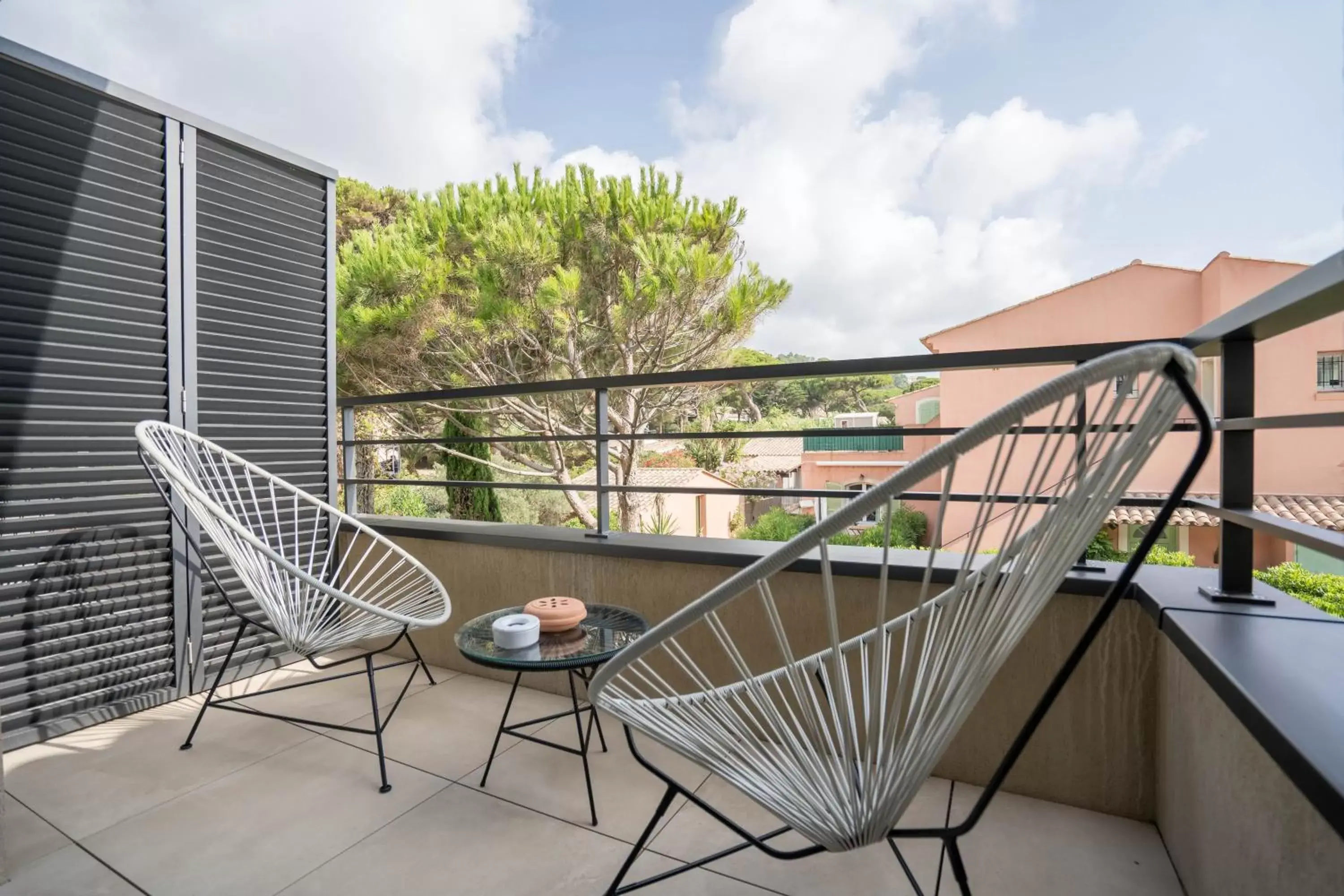 Balcony/Terrace in EDEN HÔTEL