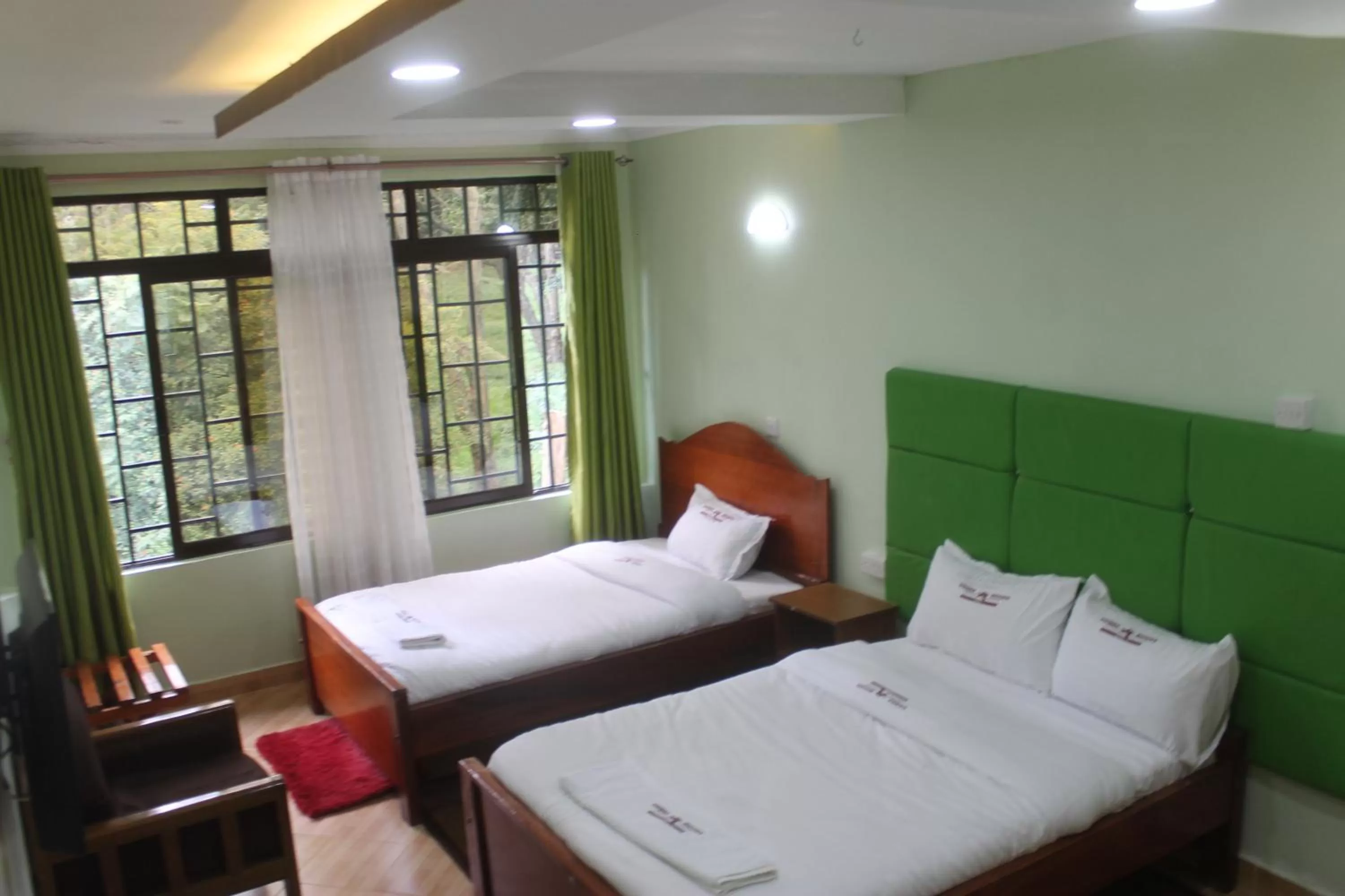 Bed in Vienna Woods Hotel Nakuru