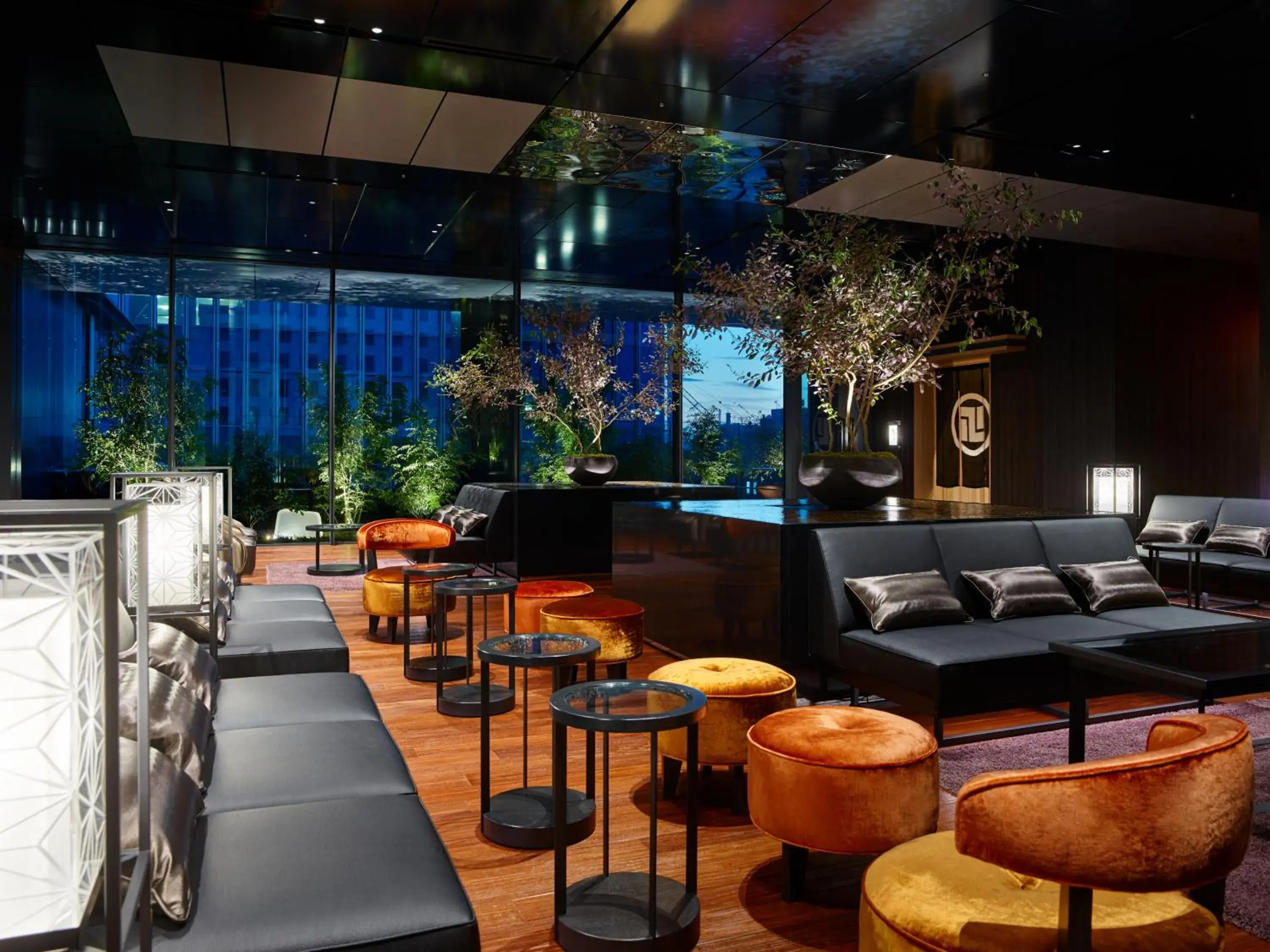 Lobby or reception, Lounge/Bar in Mitsui Garden Hotel Nihonbashi Premier