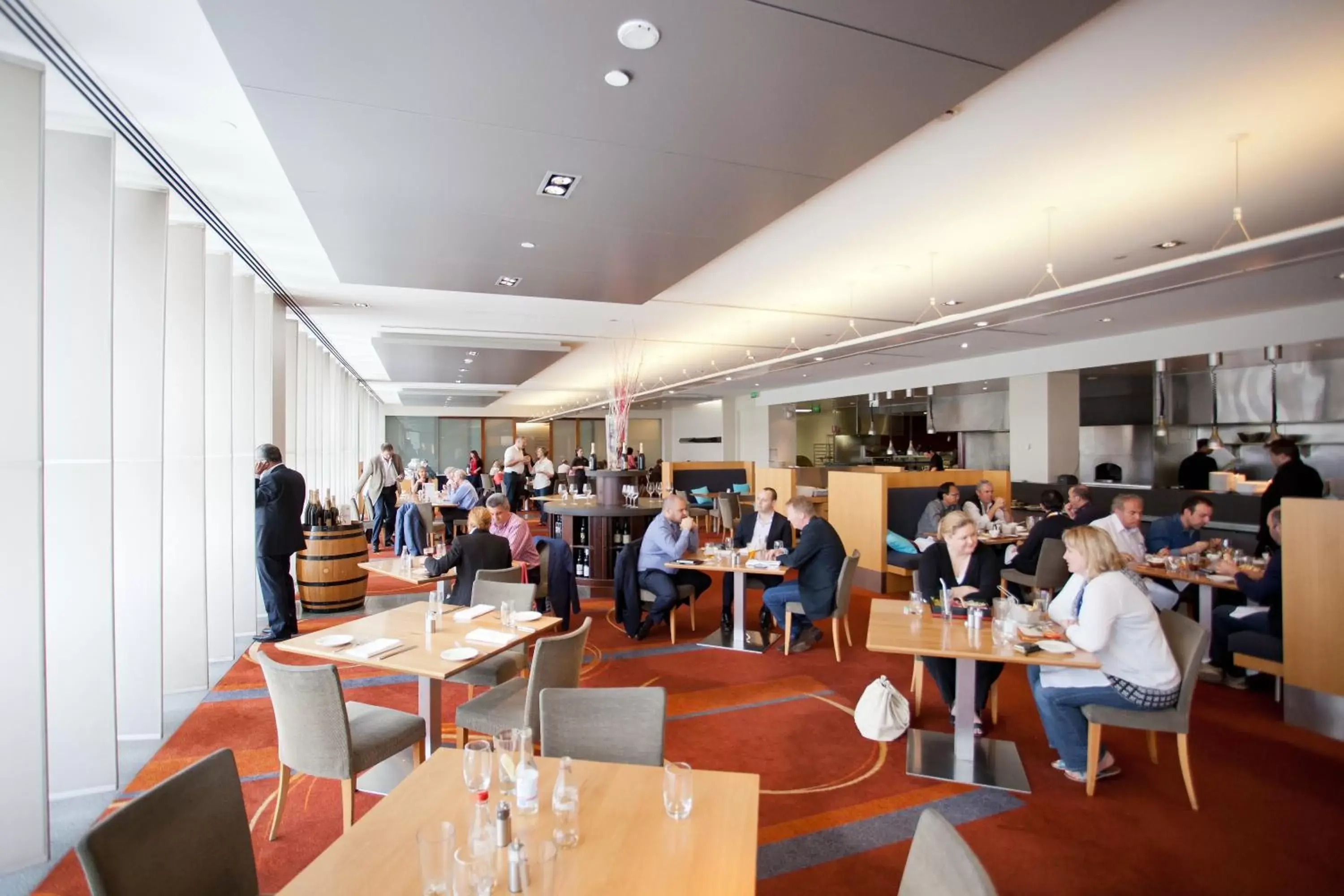 Restaurant/Places to Eat in PARKROYAL Melbourne Airport