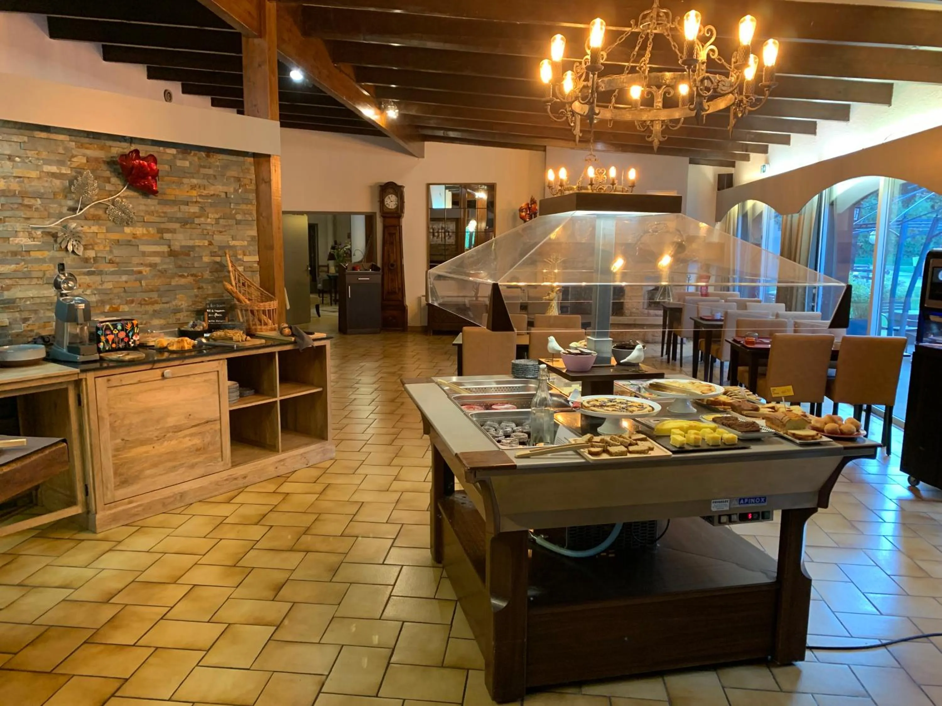 Breakfast in Logis Hotel Le Lac