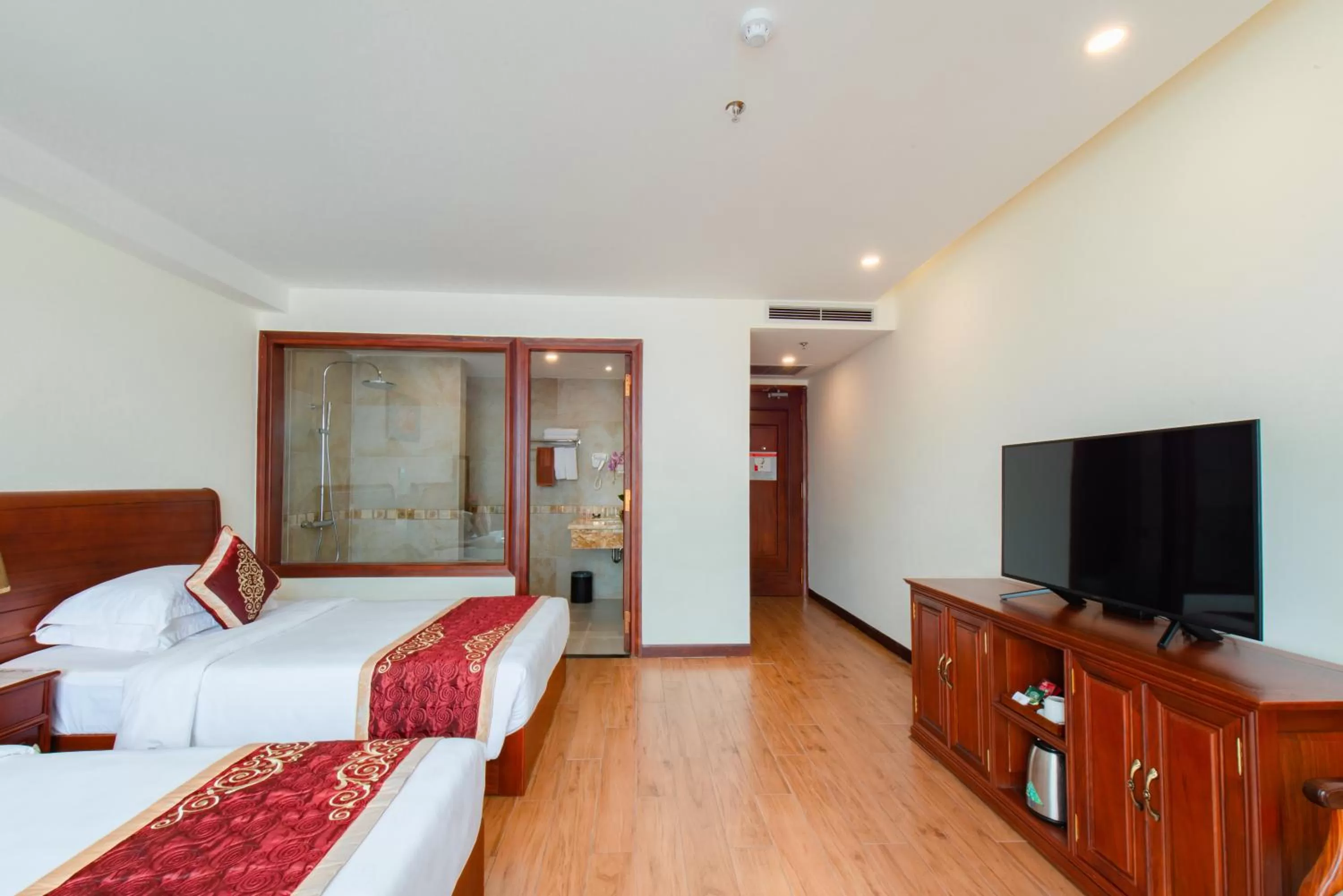 Photo of the whole room, Bed in Red Sun Nha Trang Hotel