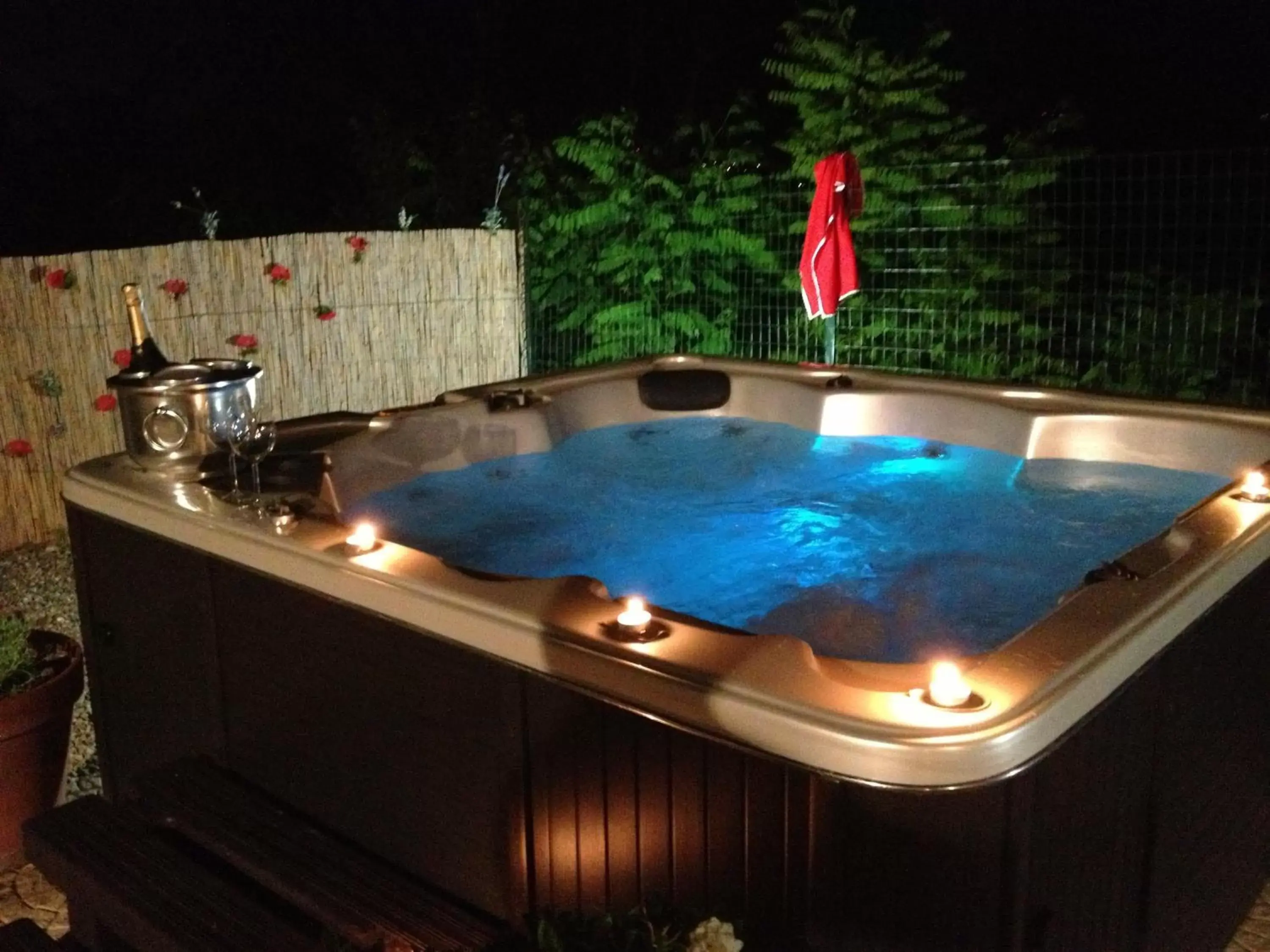 Hot Tub in Le Tartarughe B&B