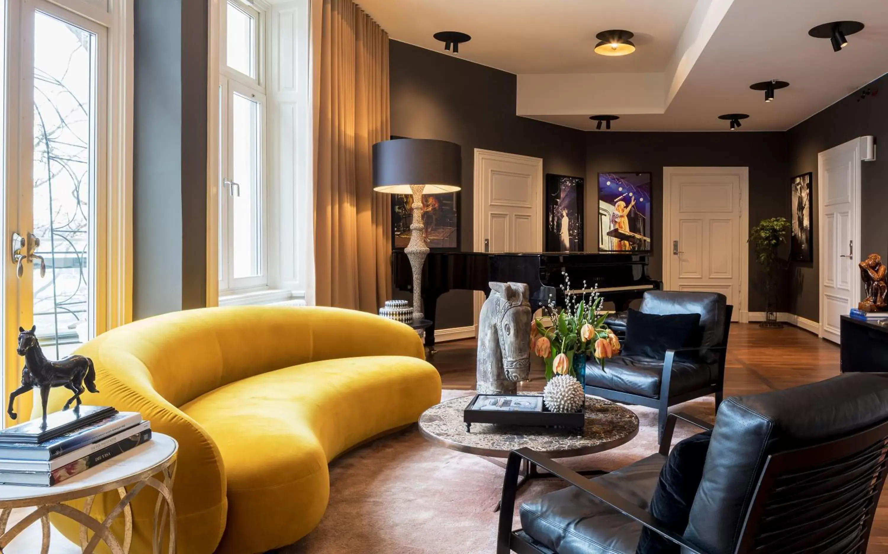 Communal lounge/ TV room, Lobby/Reception in Lydmar Hotel