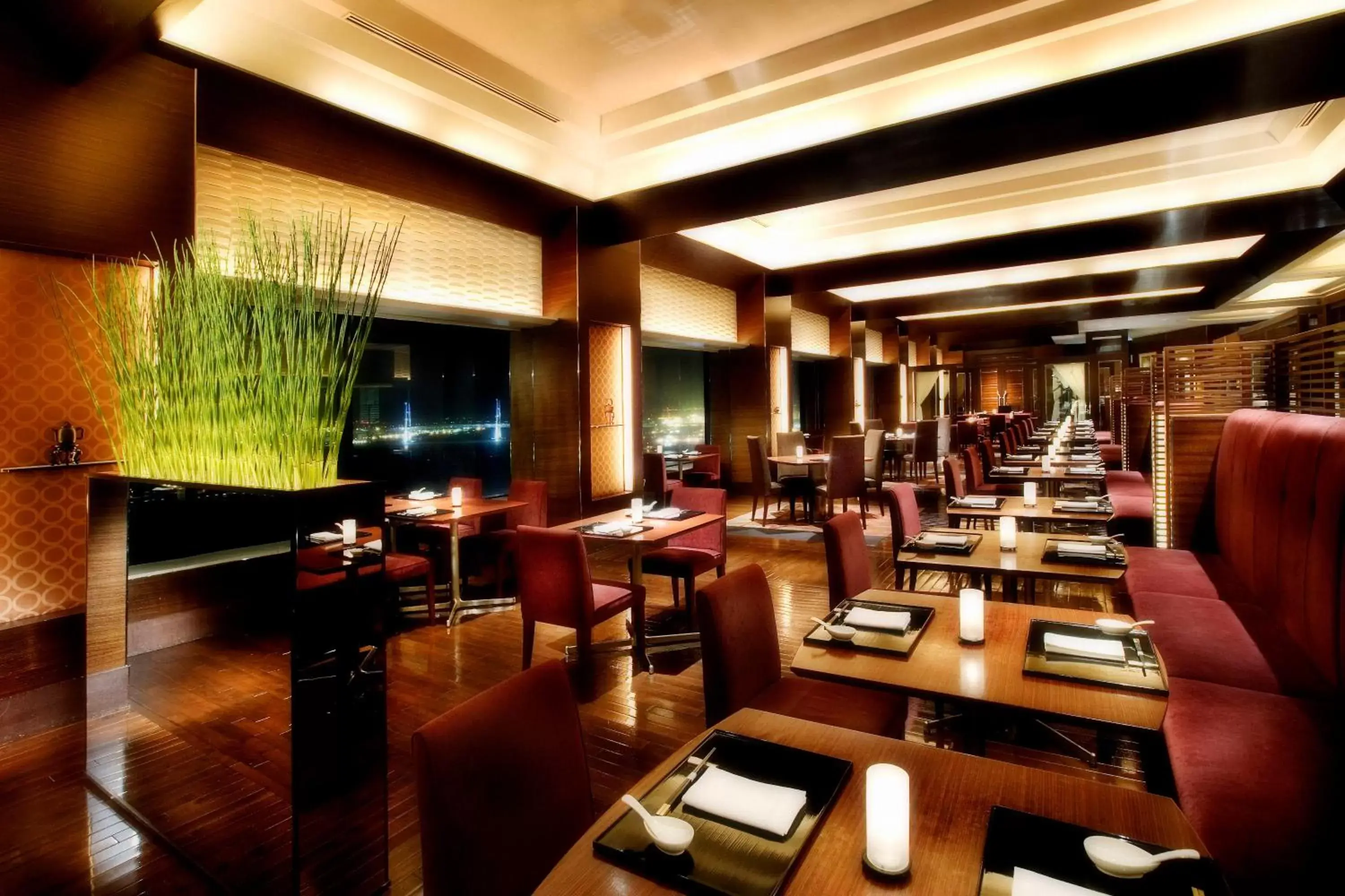 Restaurant/Places to Eat in InterContinental Yokohama Grand, an IHG Hotel