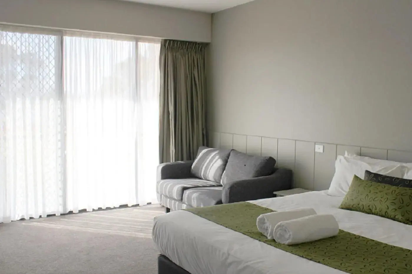 Bedroom, Bed in Club Mulwala Resort