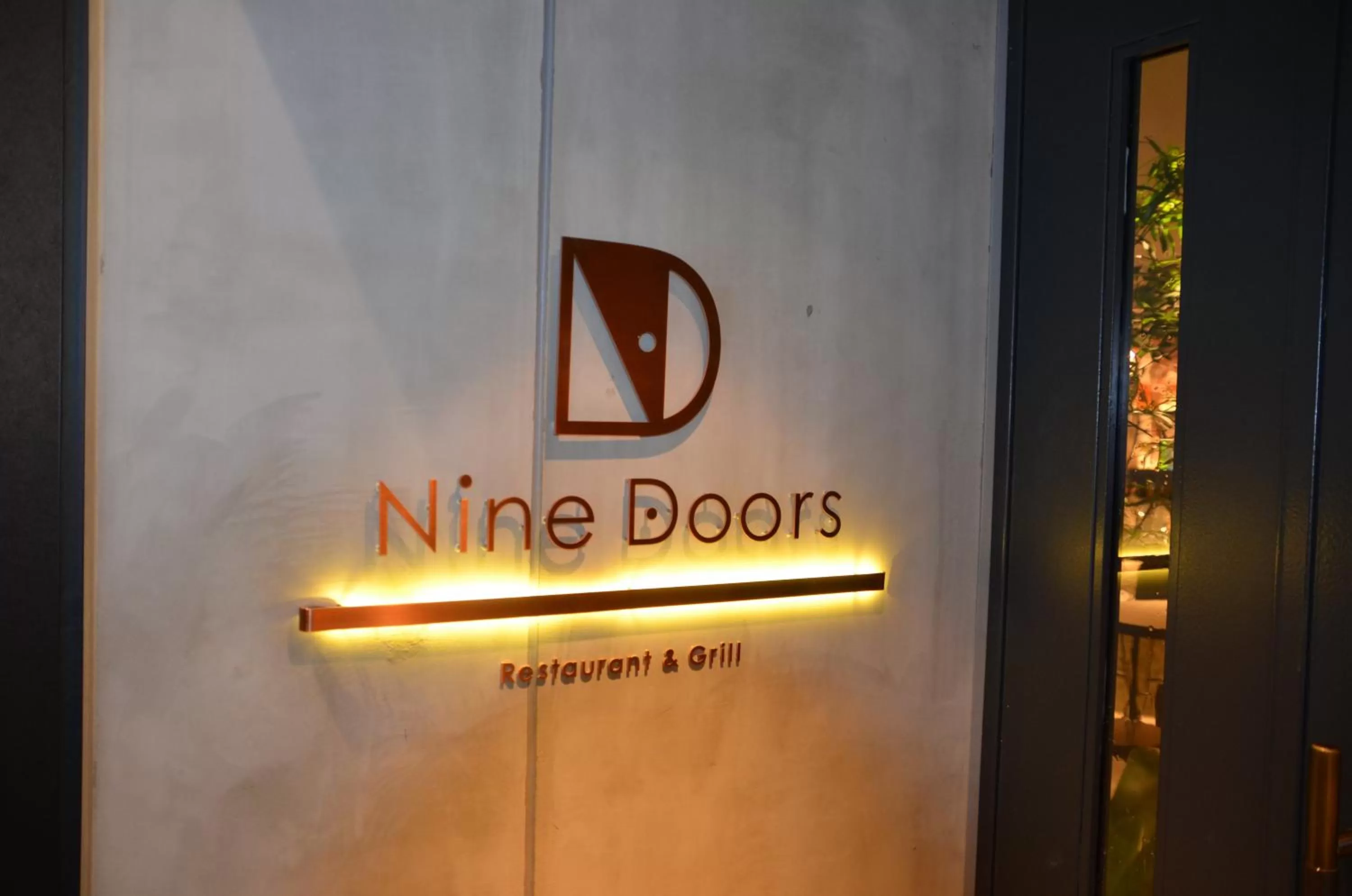 Restaurant/places to eat in THE BLOSSOM HAKATA Premier