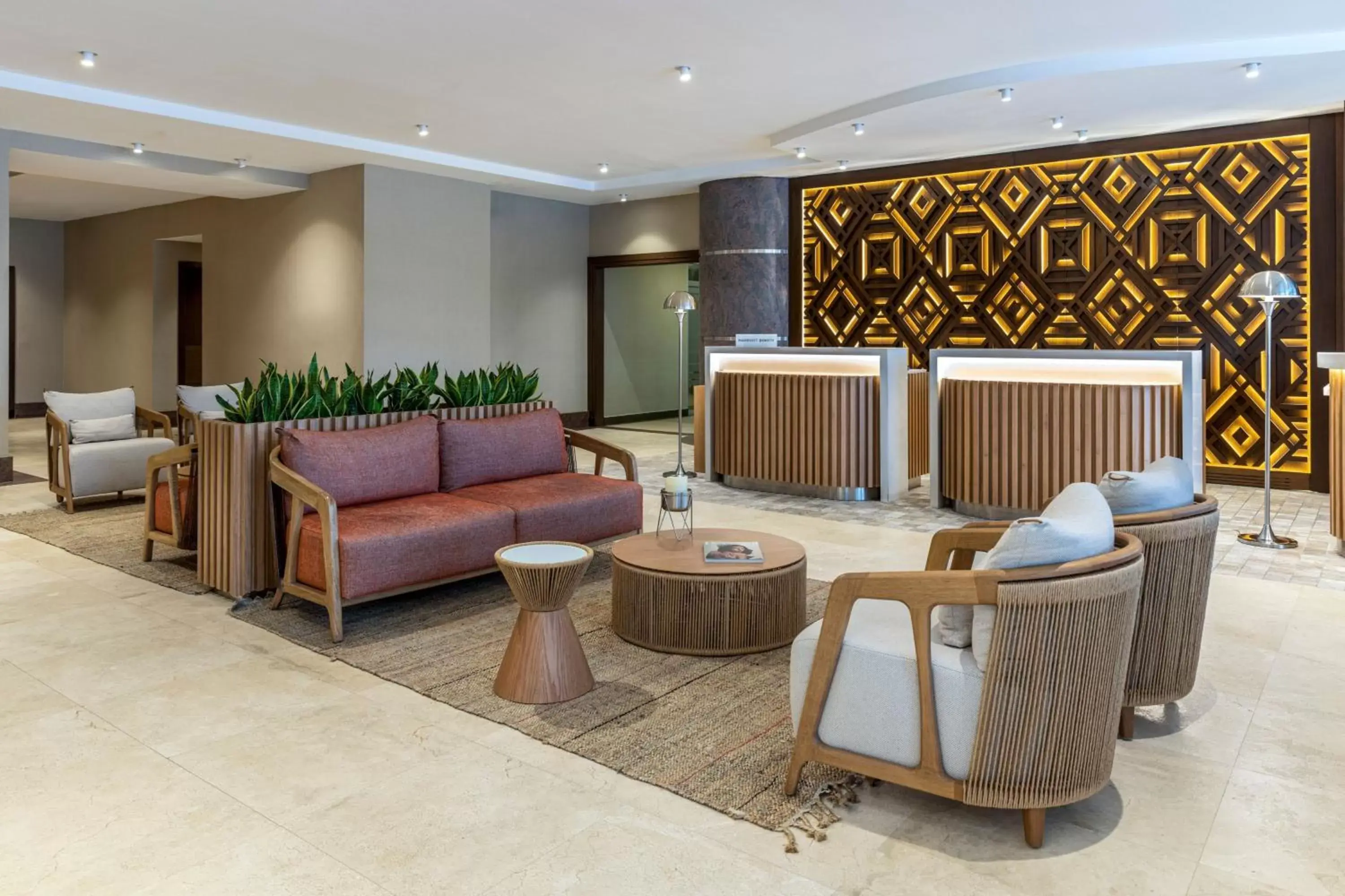 Lobby or reception in Marriott Executive Apartments Panama City, Finisterre