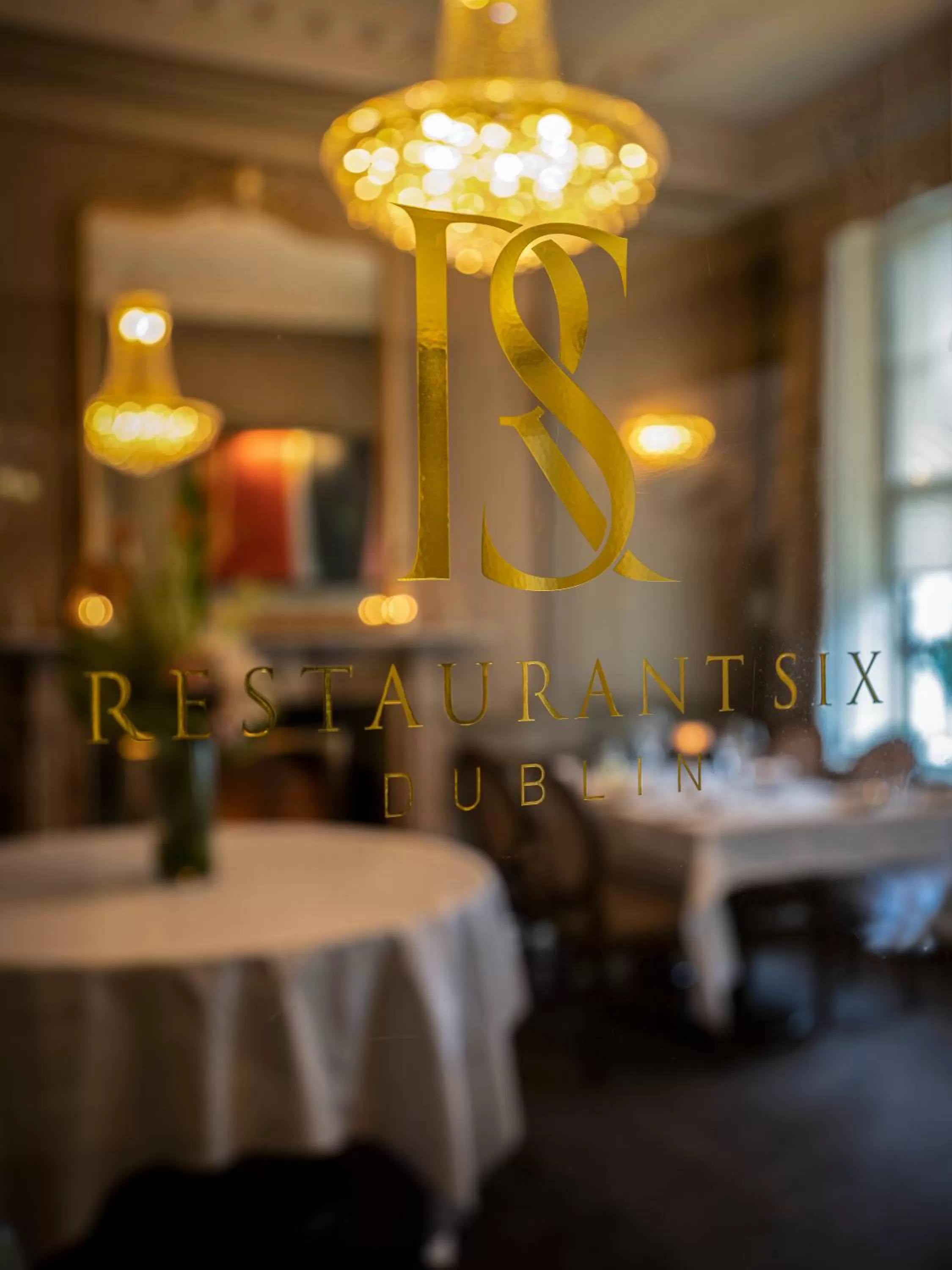 Food and drinks in Cassidys Hotel