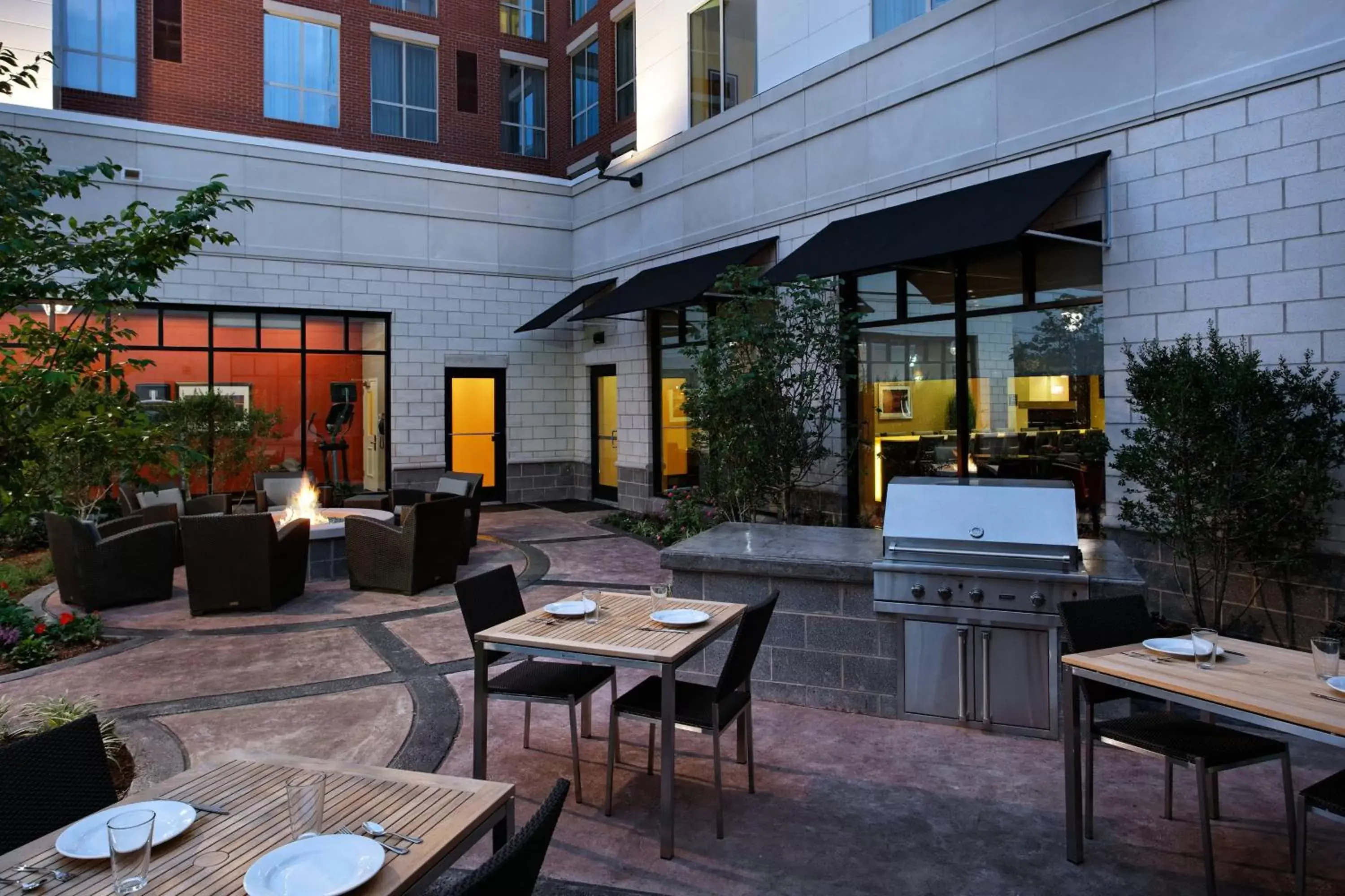 Restaurant/places to eat in Residence Inn by Marriott Little Rock Downtown