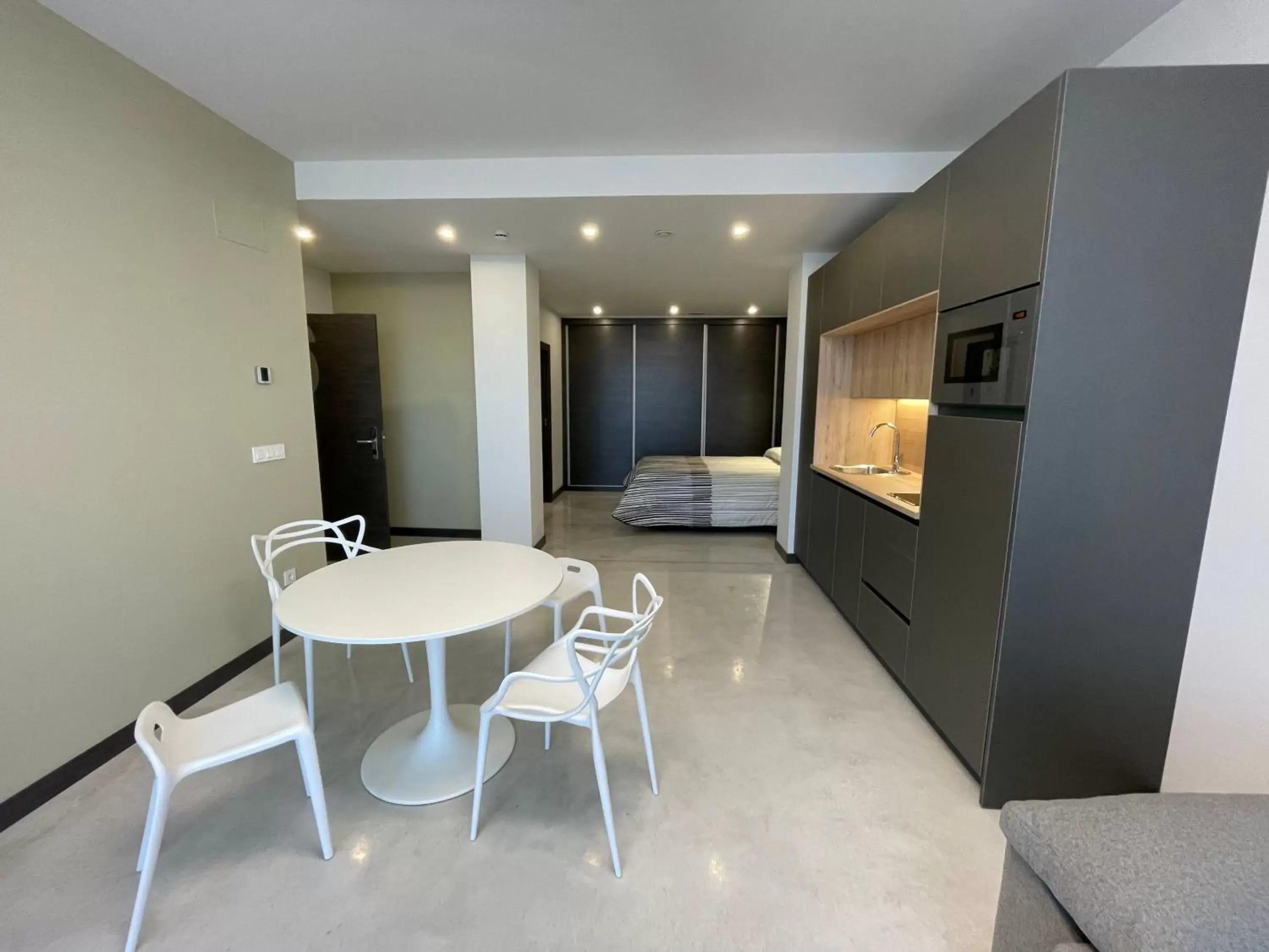 Dining Area in Apartamentos Aljama