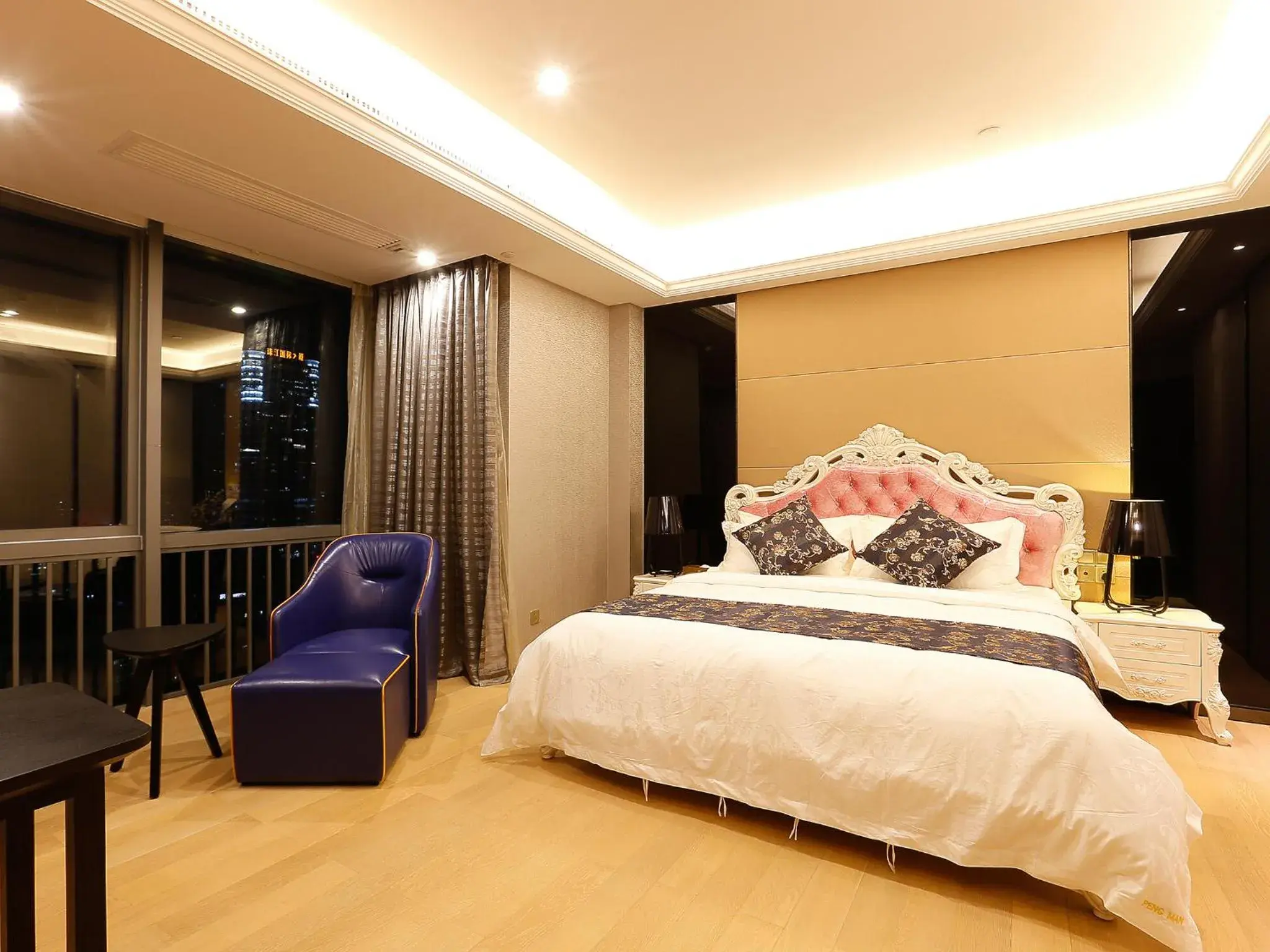Photo of the whole room in Pengman Beijing Rd. A-mall Apartment