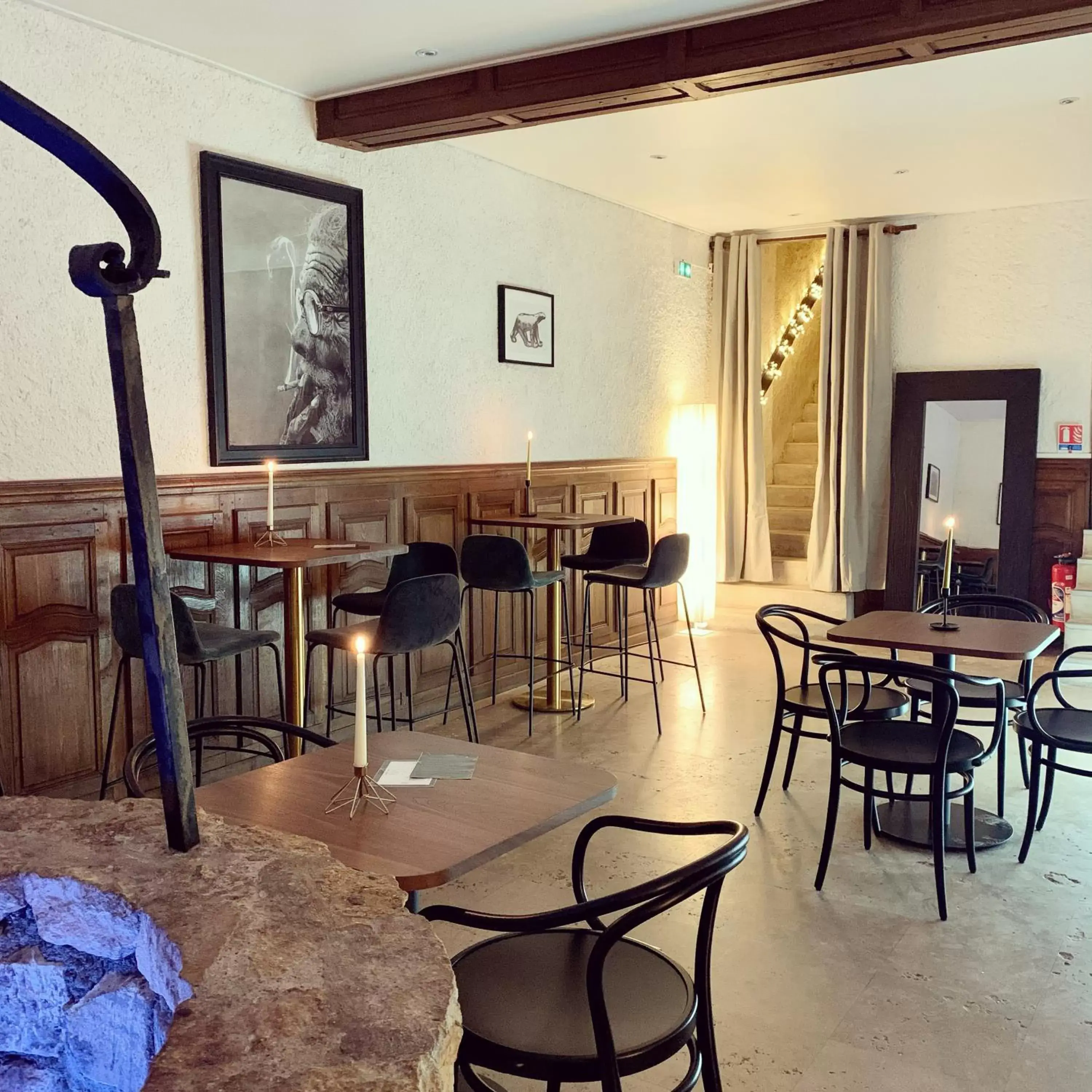 Lounge or bar, Restaurant/Places to Eat in Maison Philippe Le Bon, Les Collectionneurs