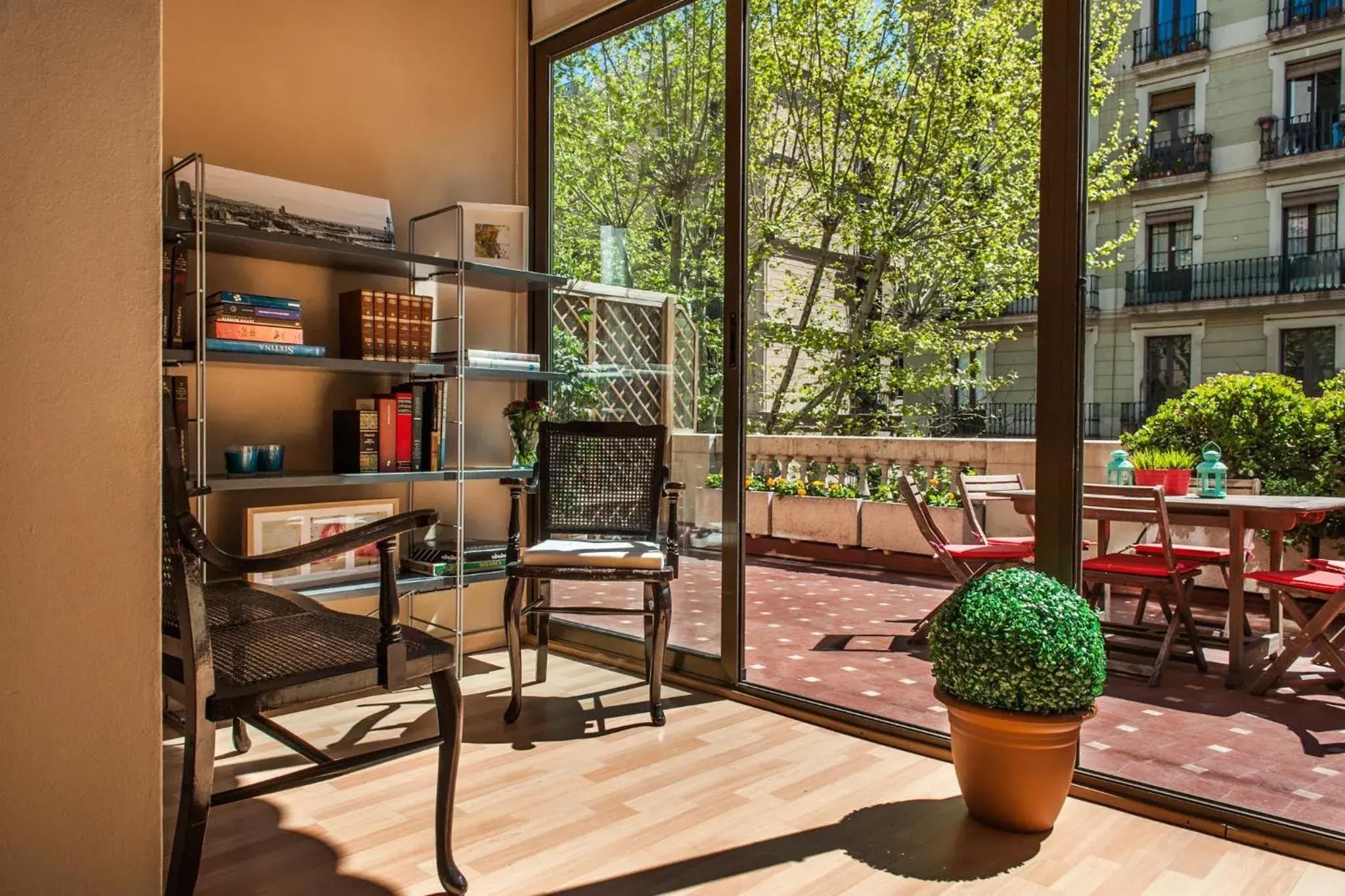 Library in Born Barcelona Hostel