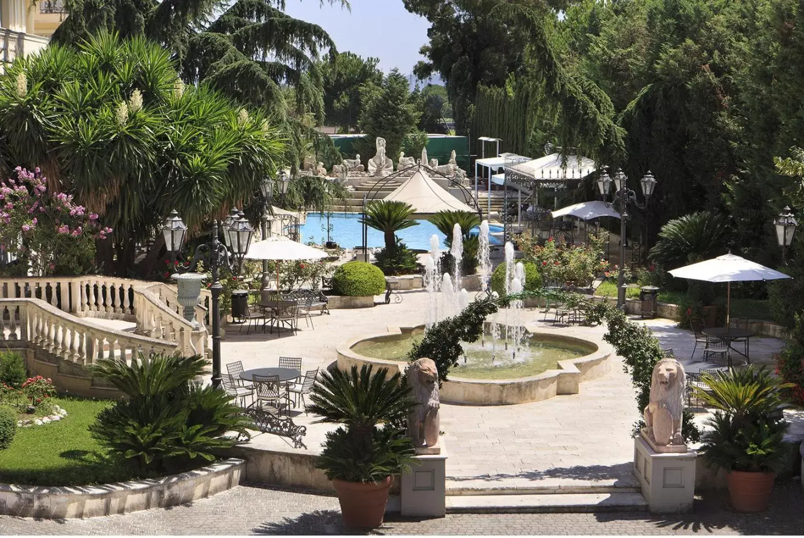 Garden, Pool View in Grand Hotel Vanvitelli