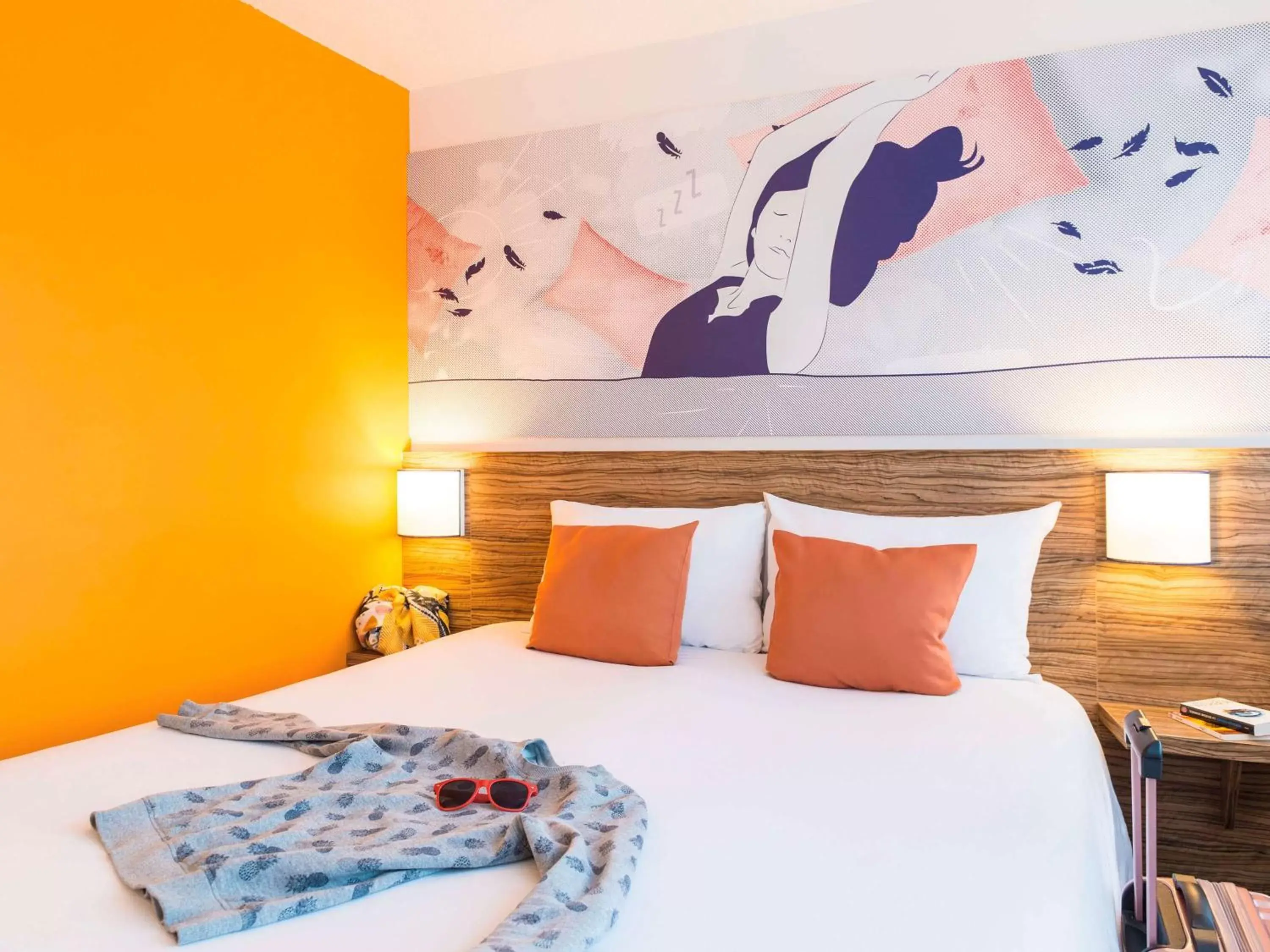 Photo of the whole room, Bed in ibis Styles Louvain-la-Neuve Hotel and Events