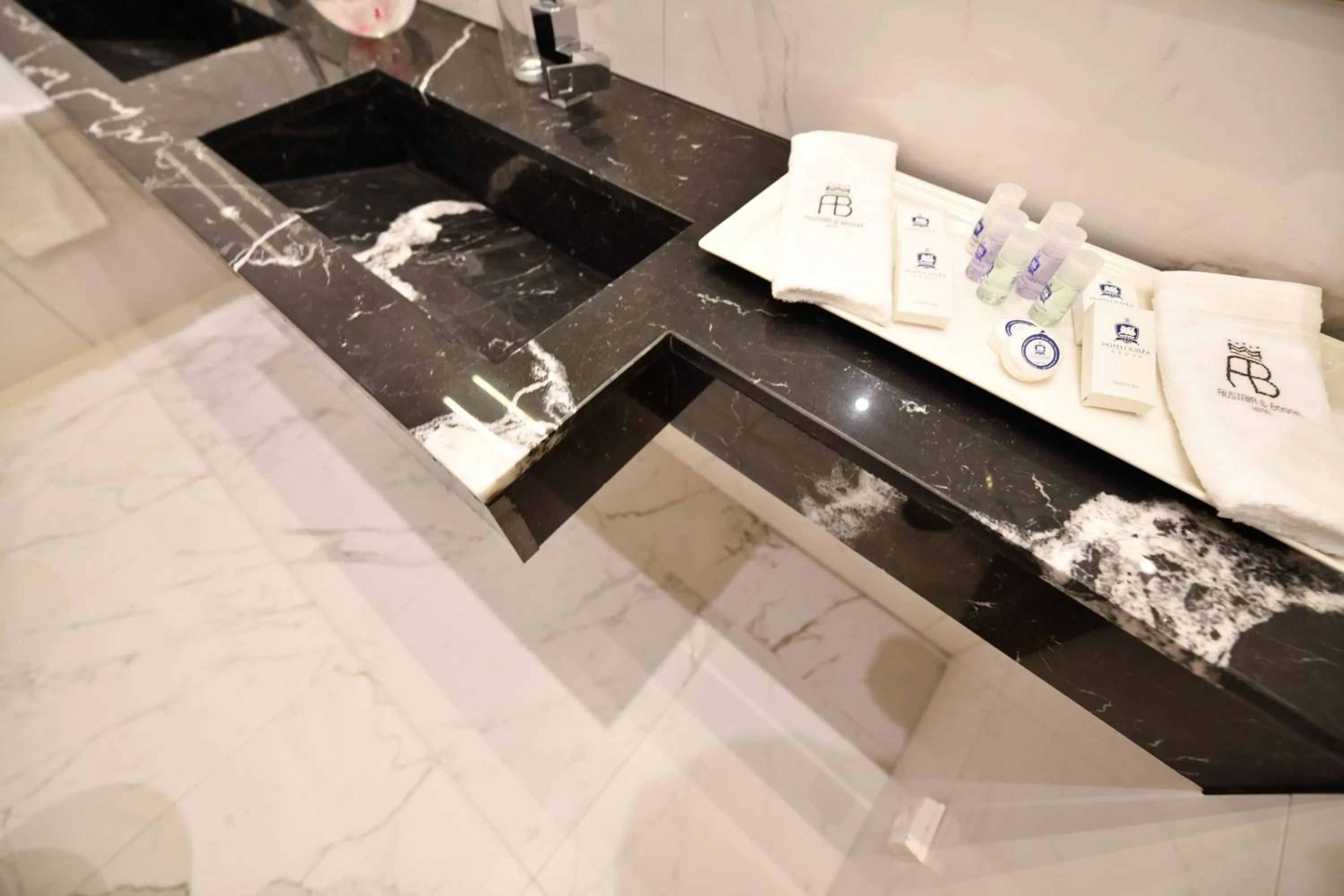 Bathroom in Hotel Austria & Bosna