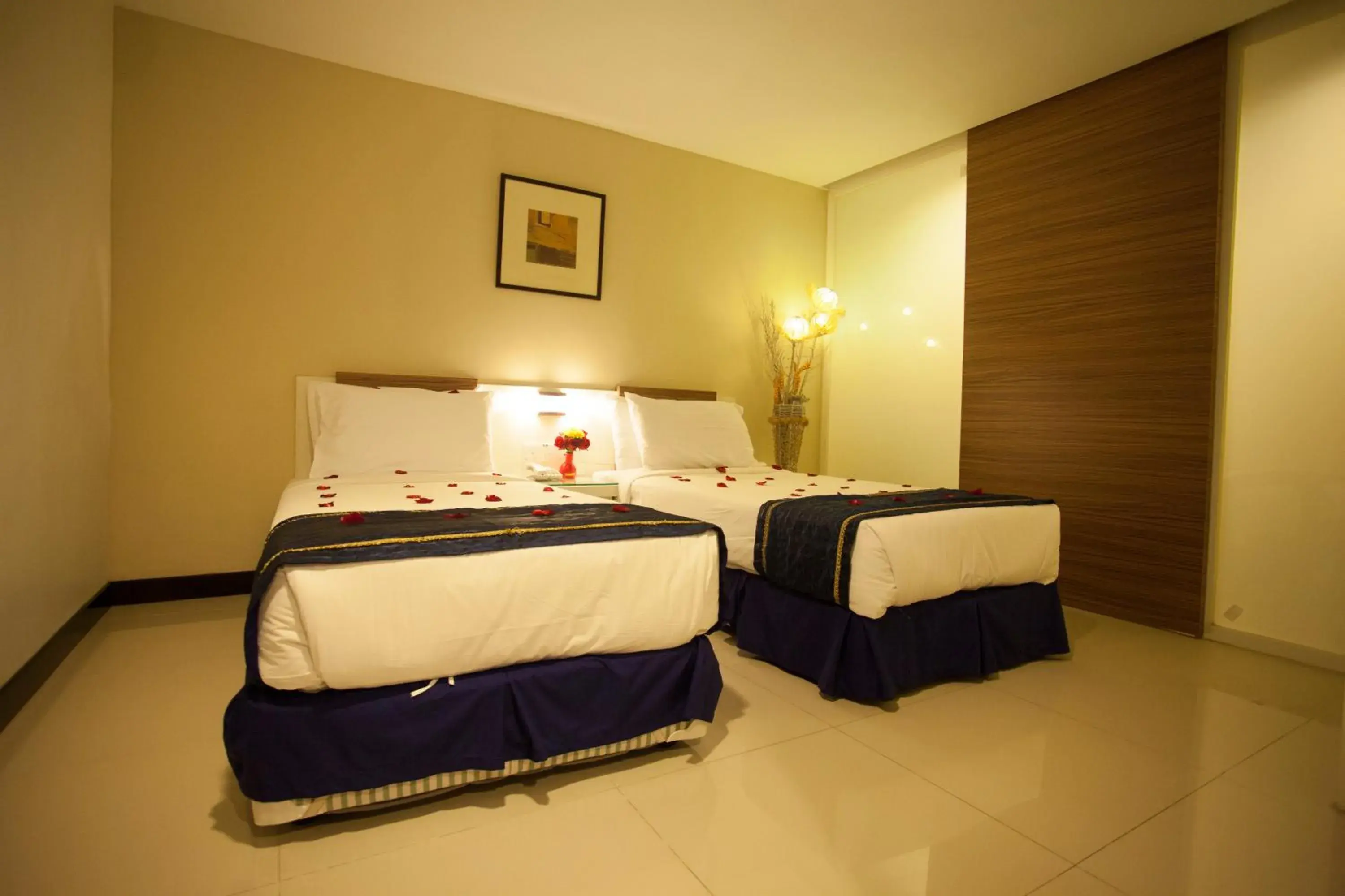 Photo of the whole room, Bed in Mangga Boutique Hotel