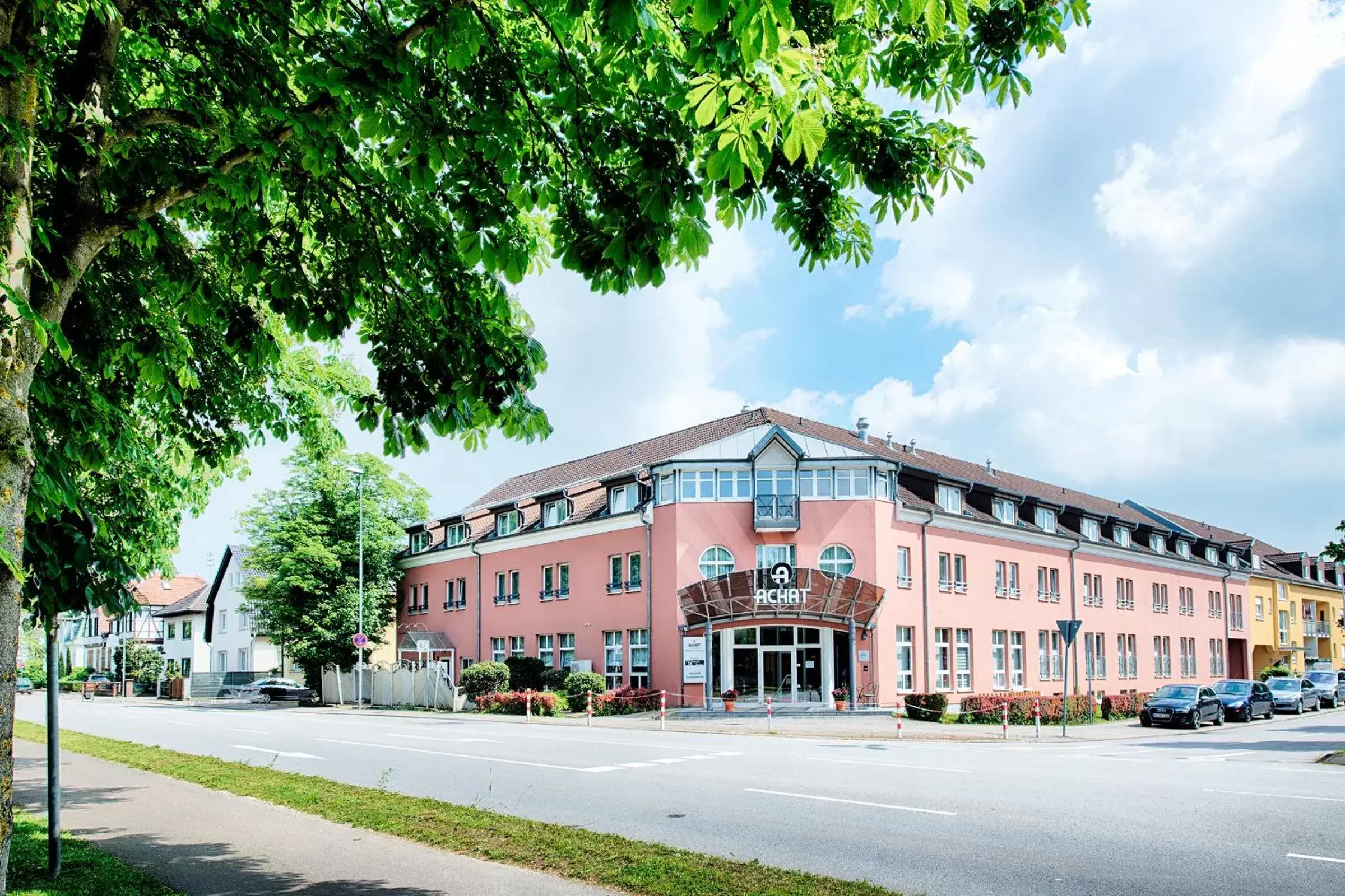 Street view, Property Building in ACHAT Hotel Schwetzingen Heidelberg